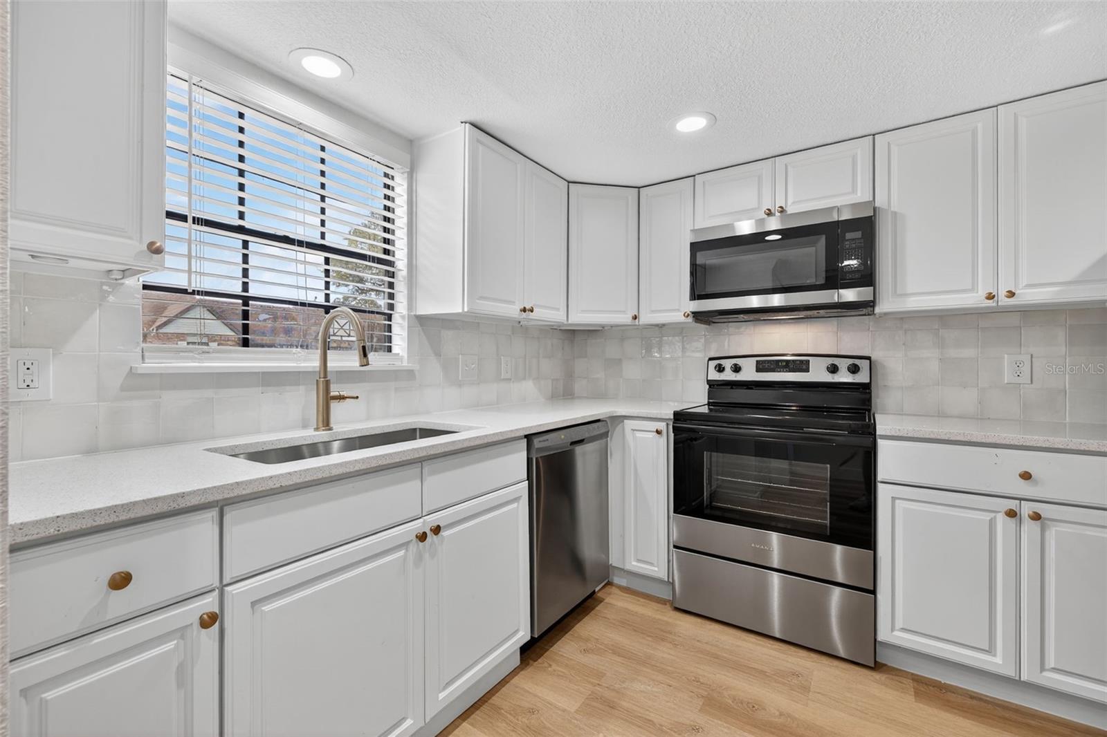SUNRISE VILLAS OF TAMPA - Residential