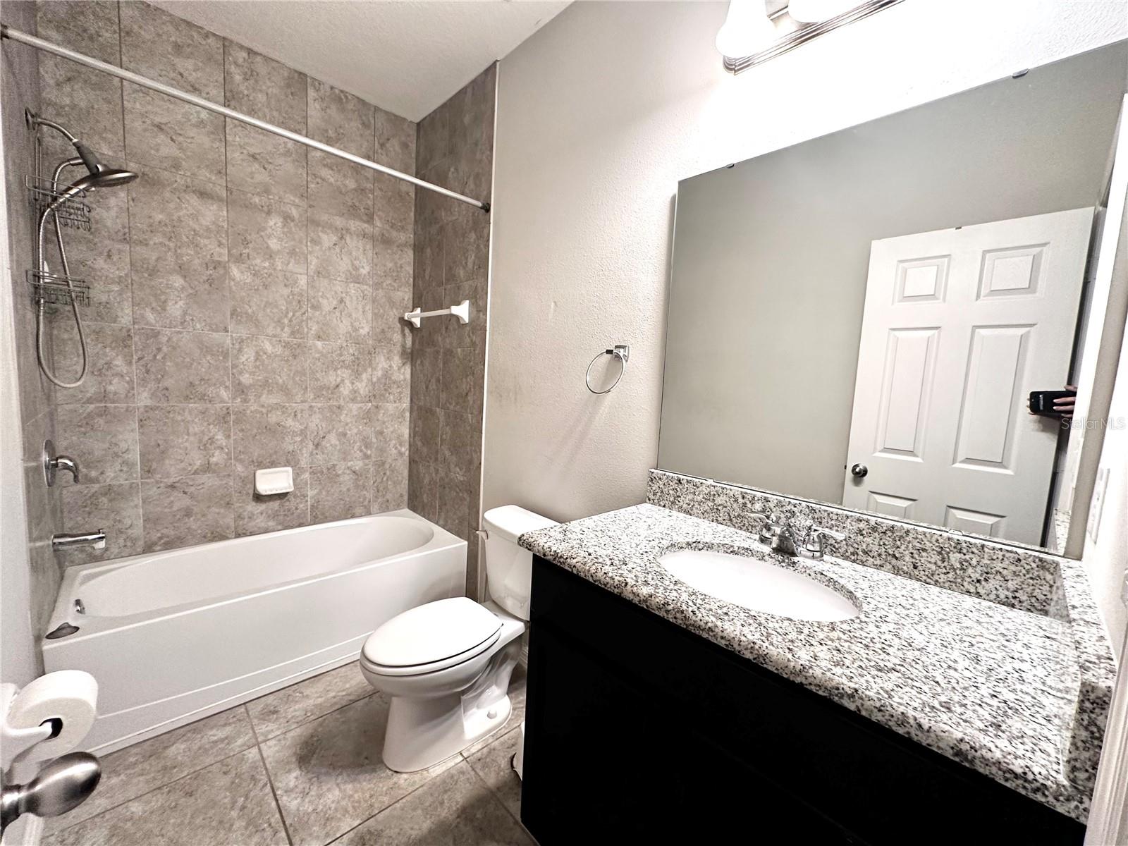 MITCHELL CREEK - Residential Lease