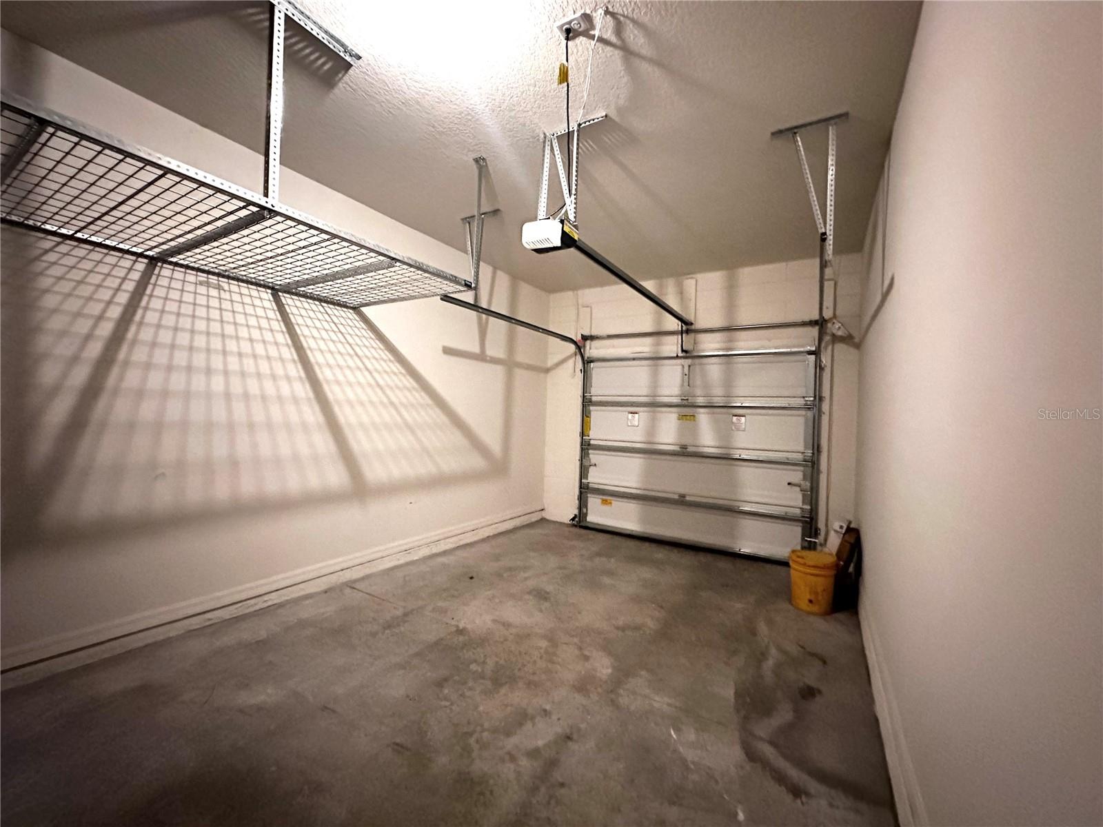 MITCHELL CREEK - Residential Lease