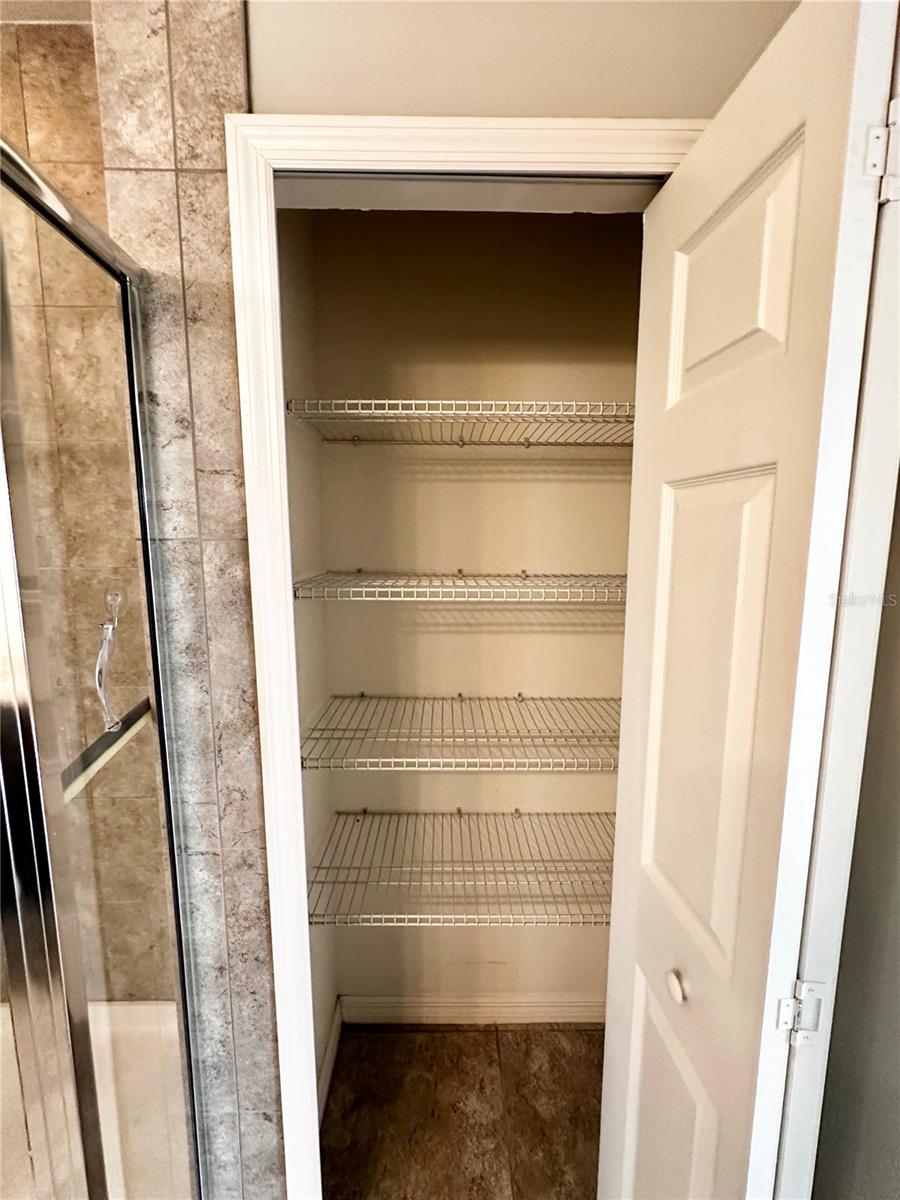 MITCHELL CREEK - Residential Lease