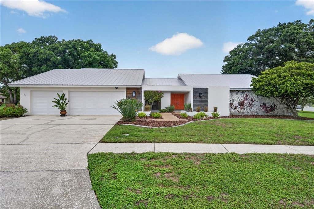 Photo of 2862 Shady Oak Court, Clearwater, FL 33761 (MLS # TB8537487)