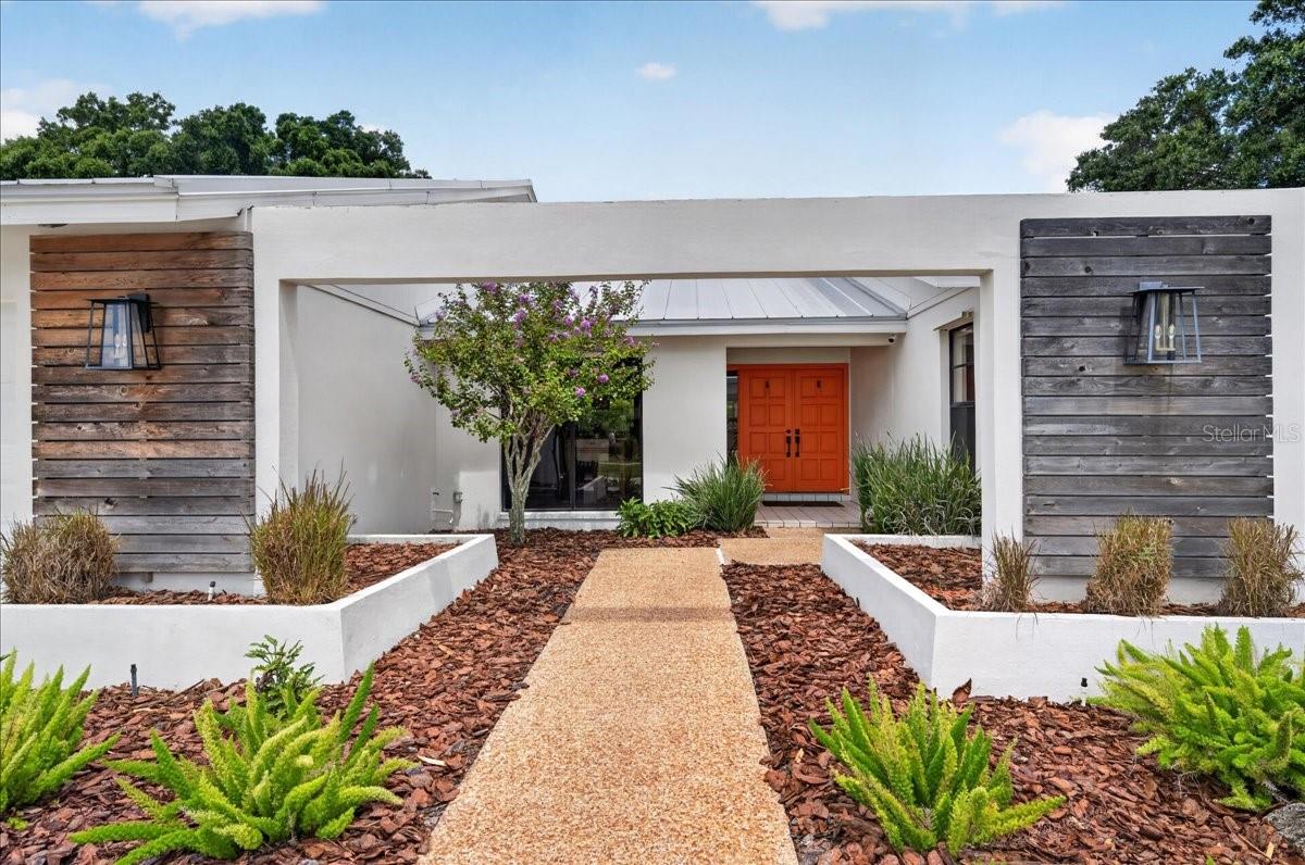 2862 SHADY OAK COURT