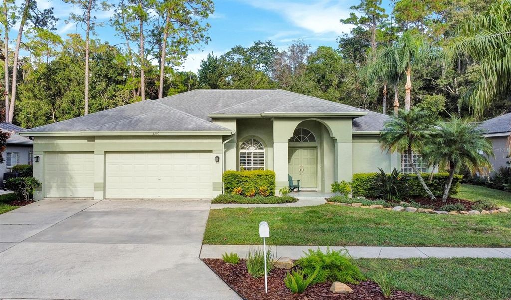 Photo of 4405 Worthington Circle, Palm Harbor, FL 34685 (MLS # TB8437341)