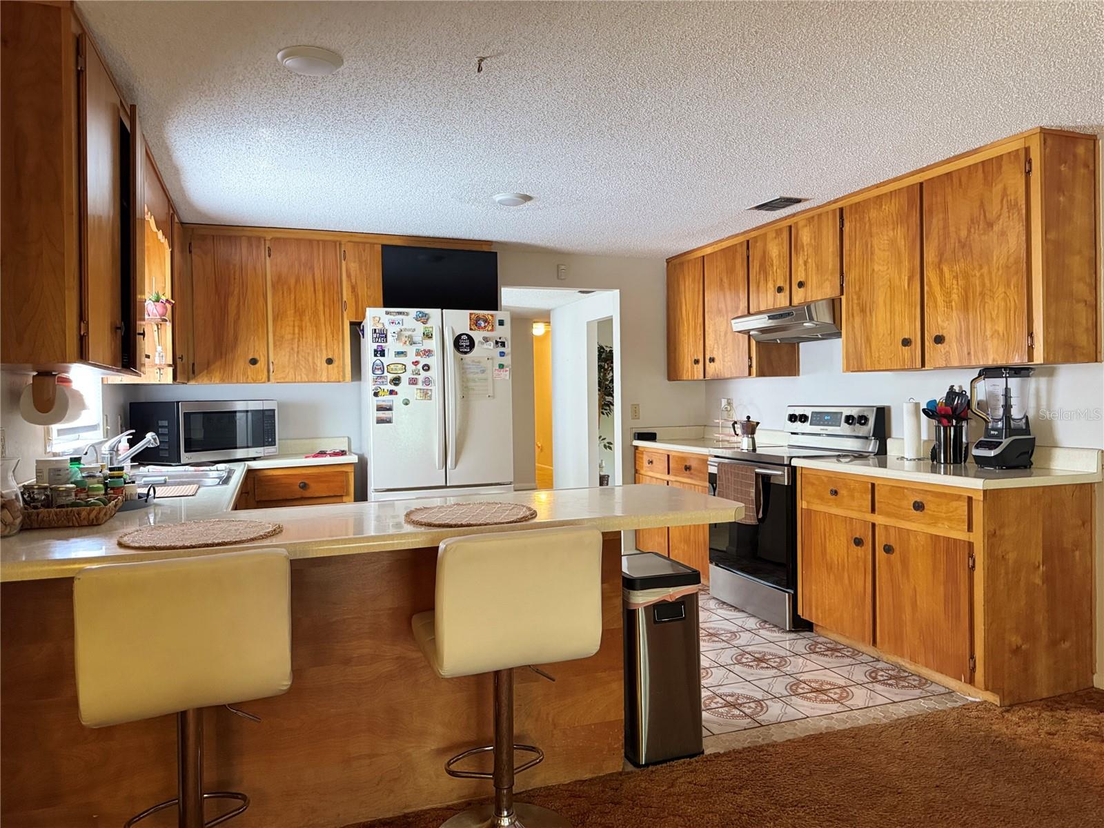 803 GLEN ARDEN WAY