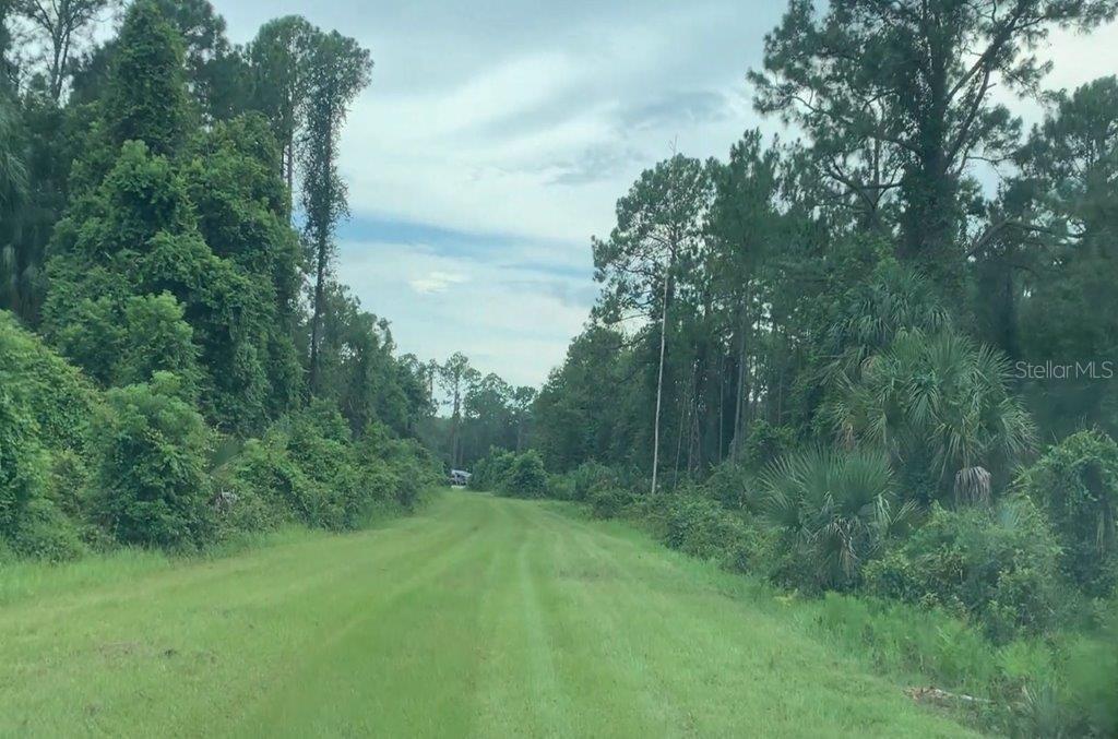 PARADISE LAKES SUB - Land