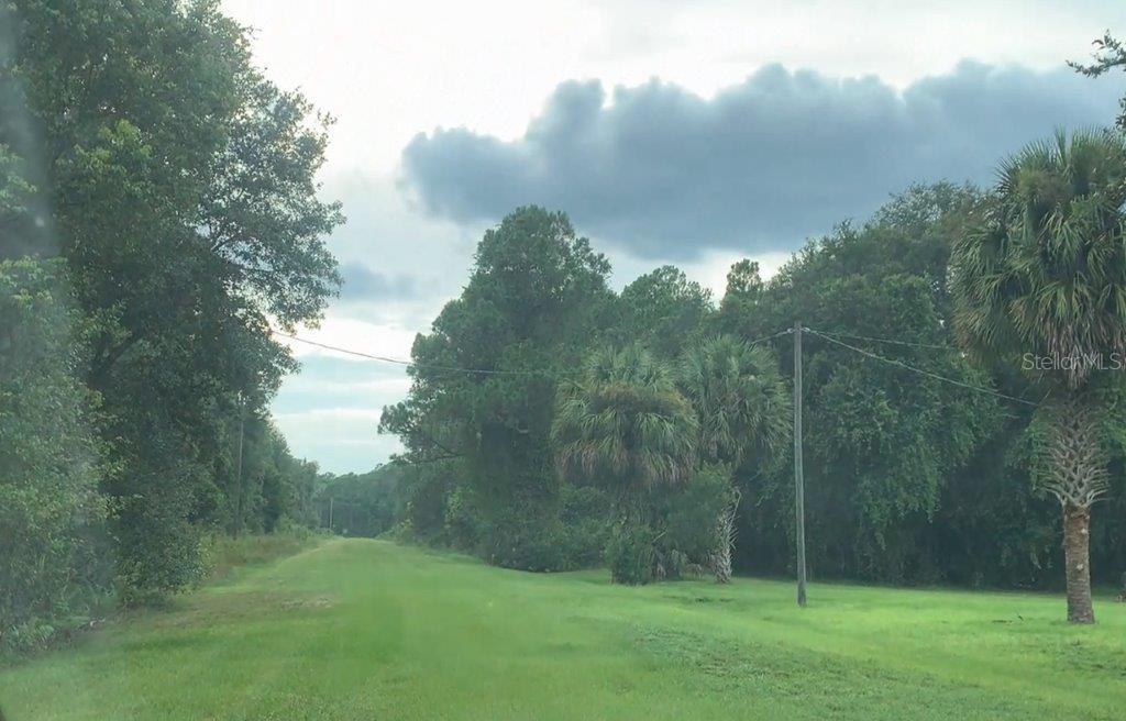 PARADISE LAKES SUB - Land