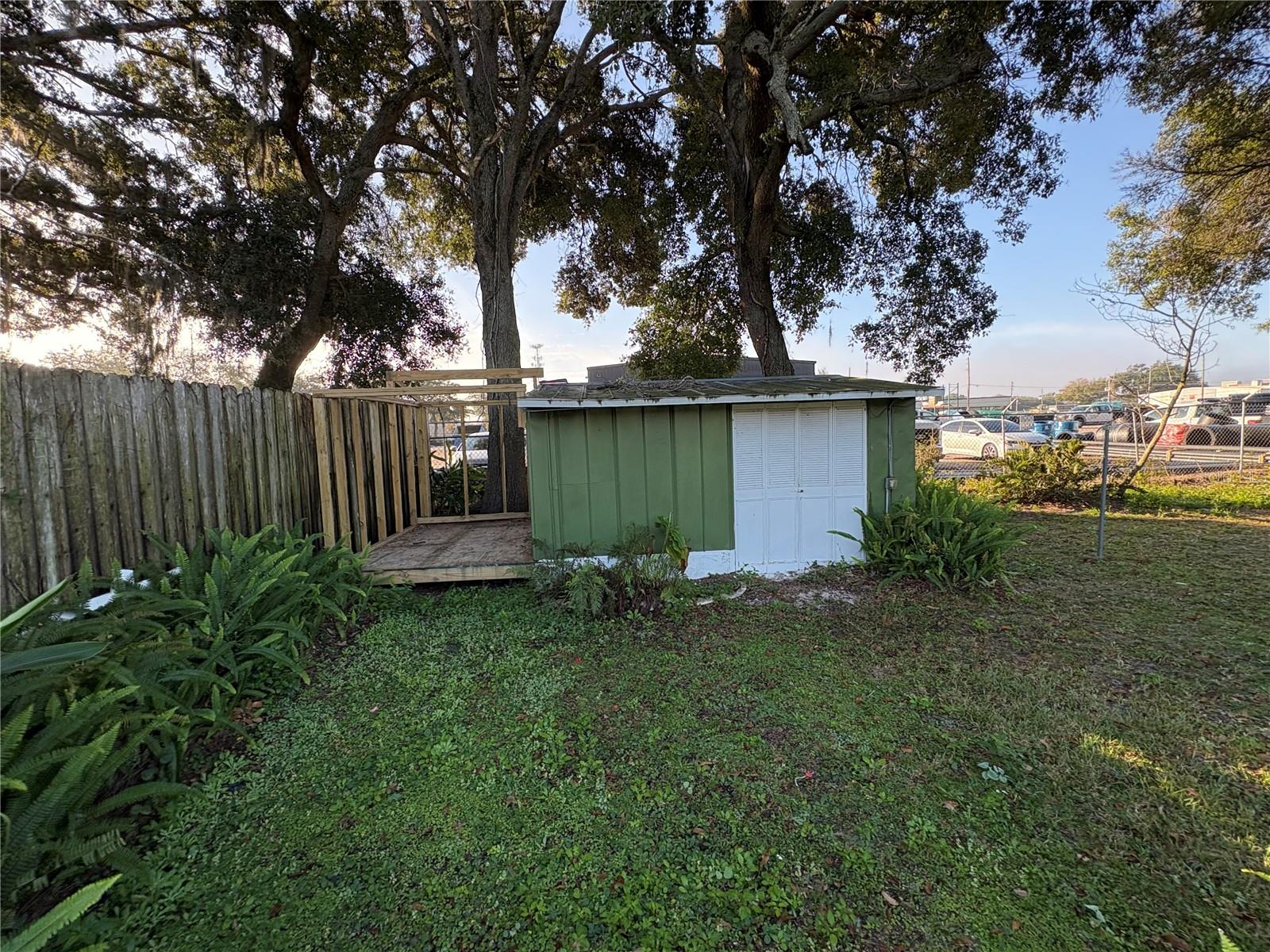 MICHIGAN TERRACE - Residential