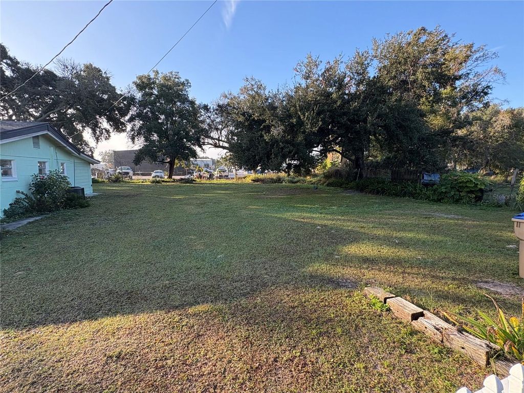 Photo of 710 E Jackson Street, Kissimmee, FL 34744 (MLS # O6372377)