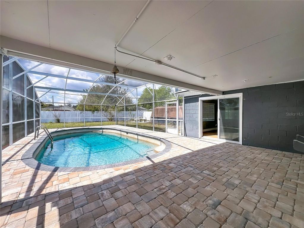 Photo of 5508 Tartan Drive, Orlando, FL 32807 (MLS # TB8490608)