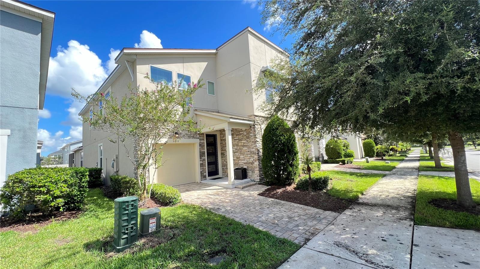 Casas a venda 1 - Jen Dantas 9033 FLAMINGO KEY WAY