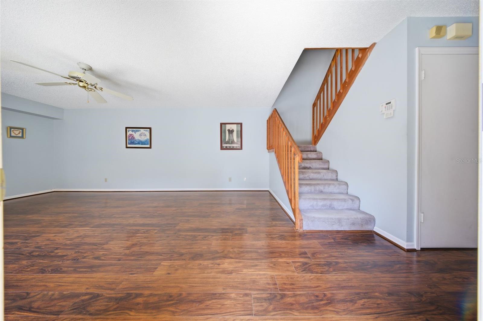 5256 CYPRESS COURT 703