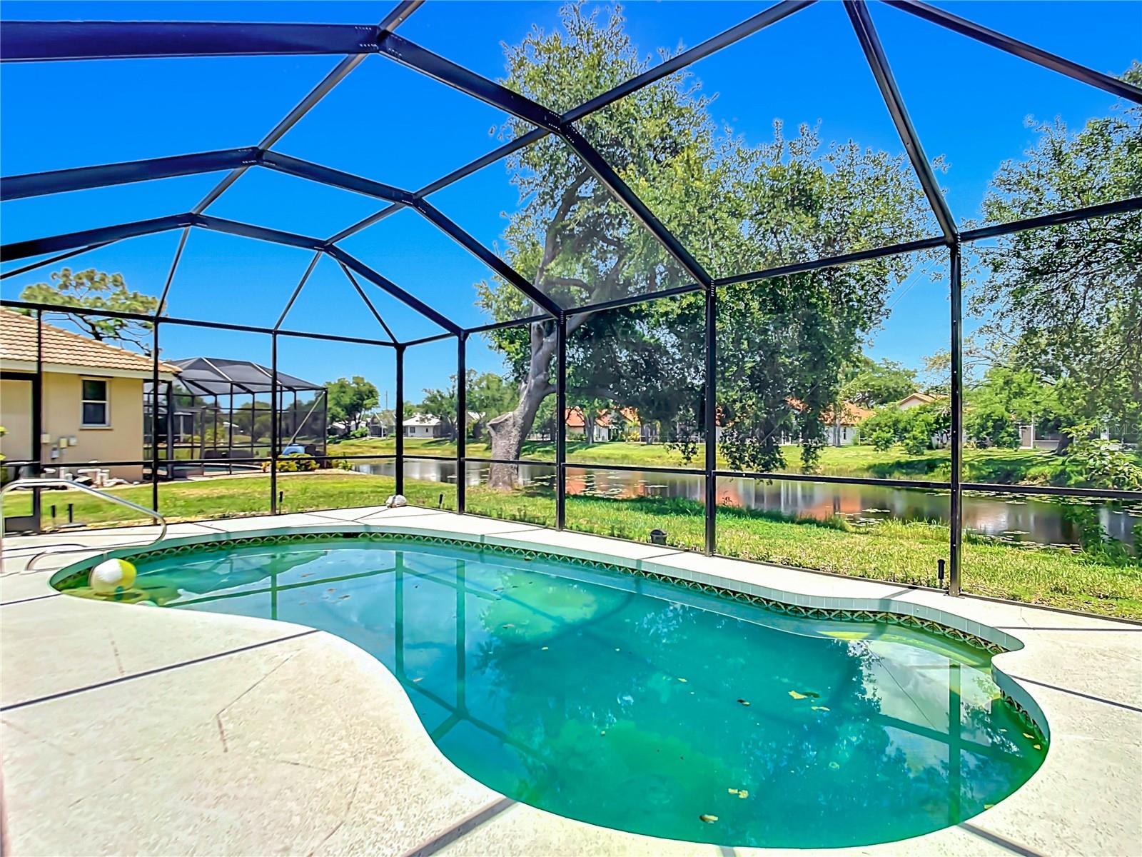 CHESTNUT CREEK MANORS - Residential