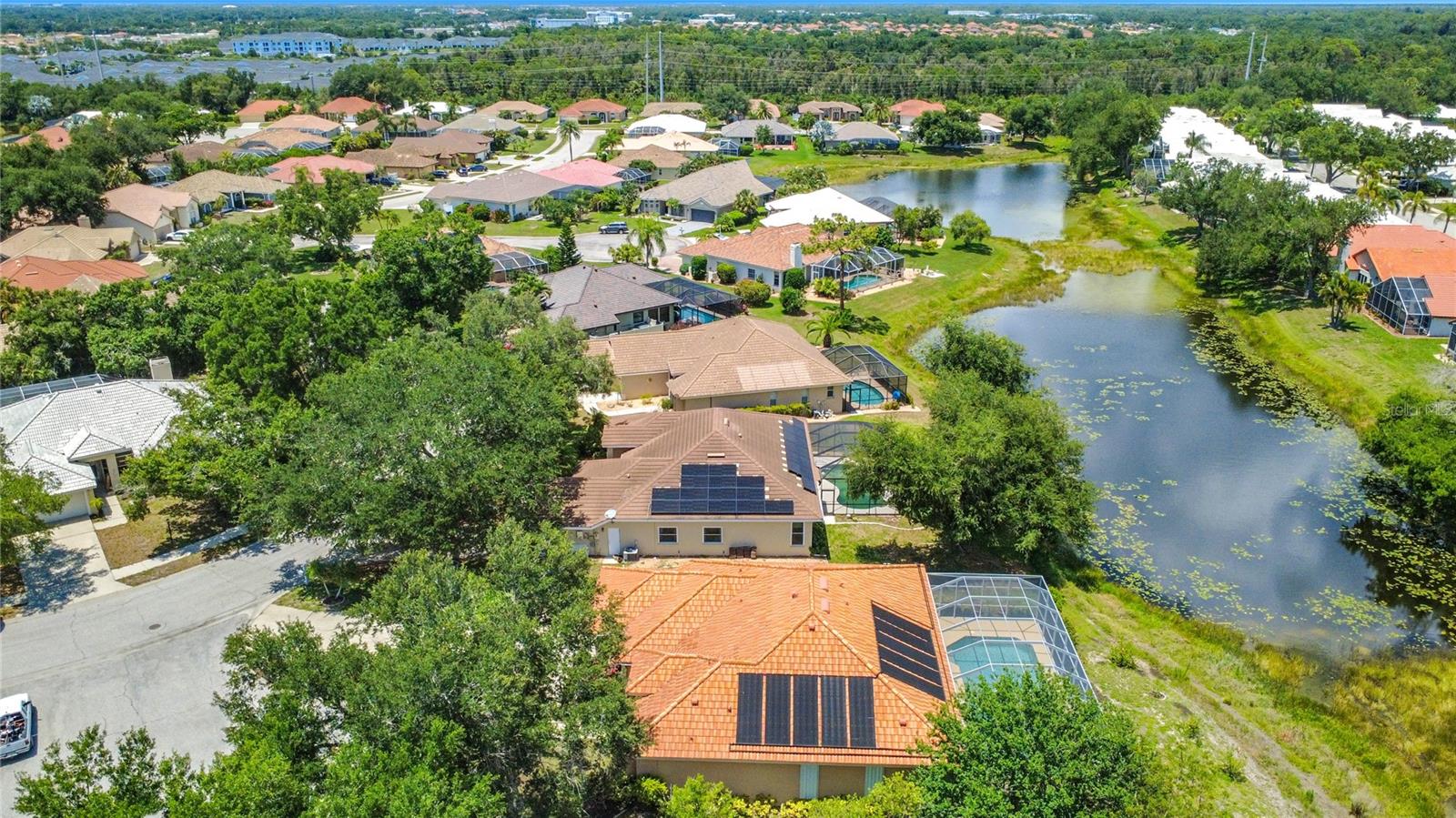 CHESTNUT CREEK MANORS - Residential