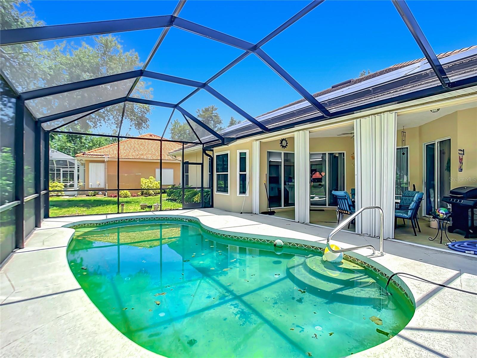 CHESTNUT CREEK MANORS - Residential