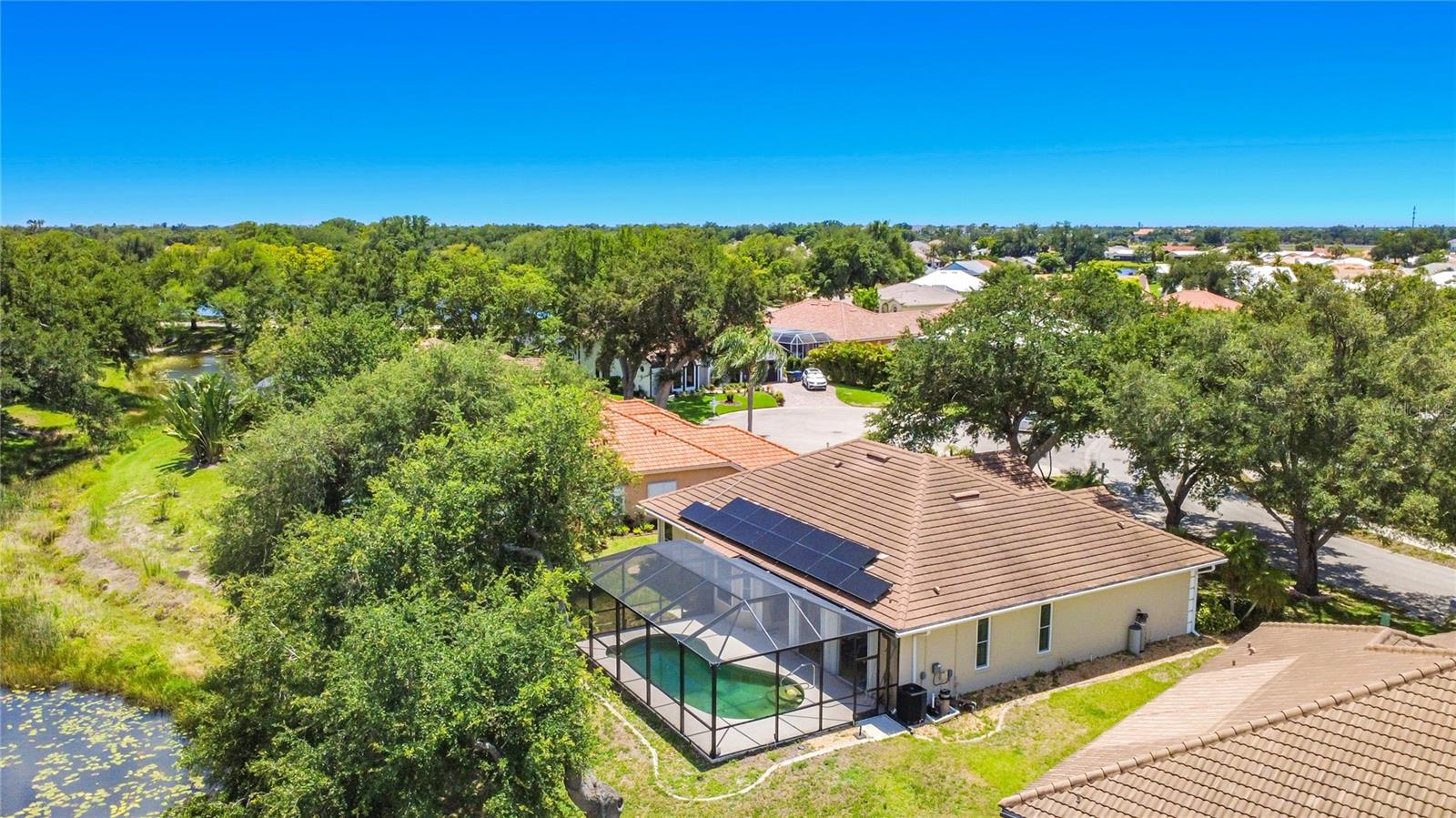 CHESTNUT CREEK MANORS - Residential