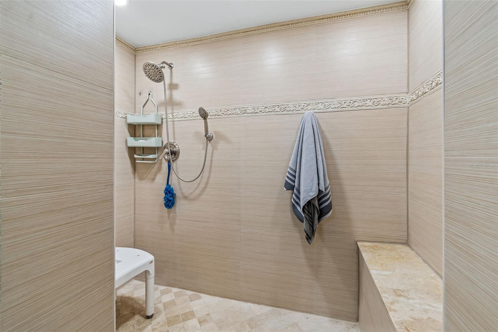 TOWNN COUNTRY PARK UN 15 - Residential