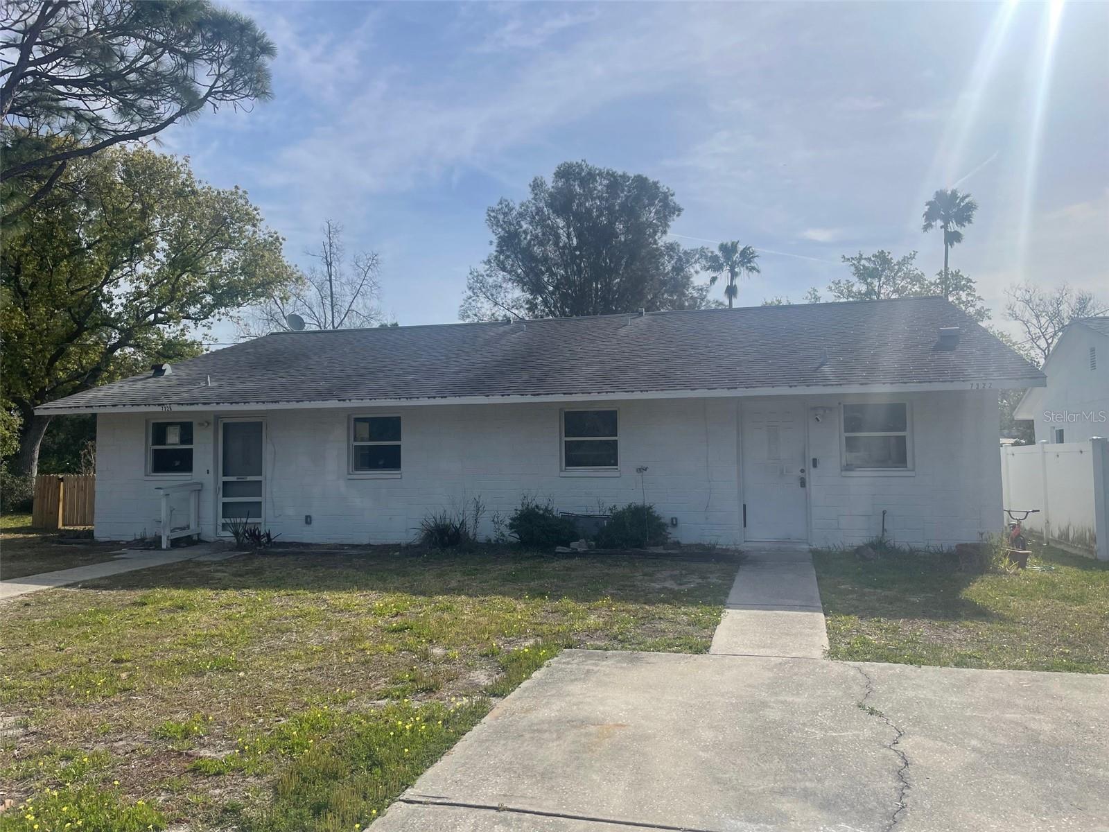 Both sides of a duplex available. The units have a large living room/dining room combo, open kitchen and 2 large bedrooms. The property is on a cul-de-sac and is in close proximity to US 19, shopping and restaurants.