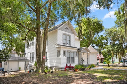 Tiny photo for 104 S Grove Street, Eustis, FL 32726 (MLS # R4912200)