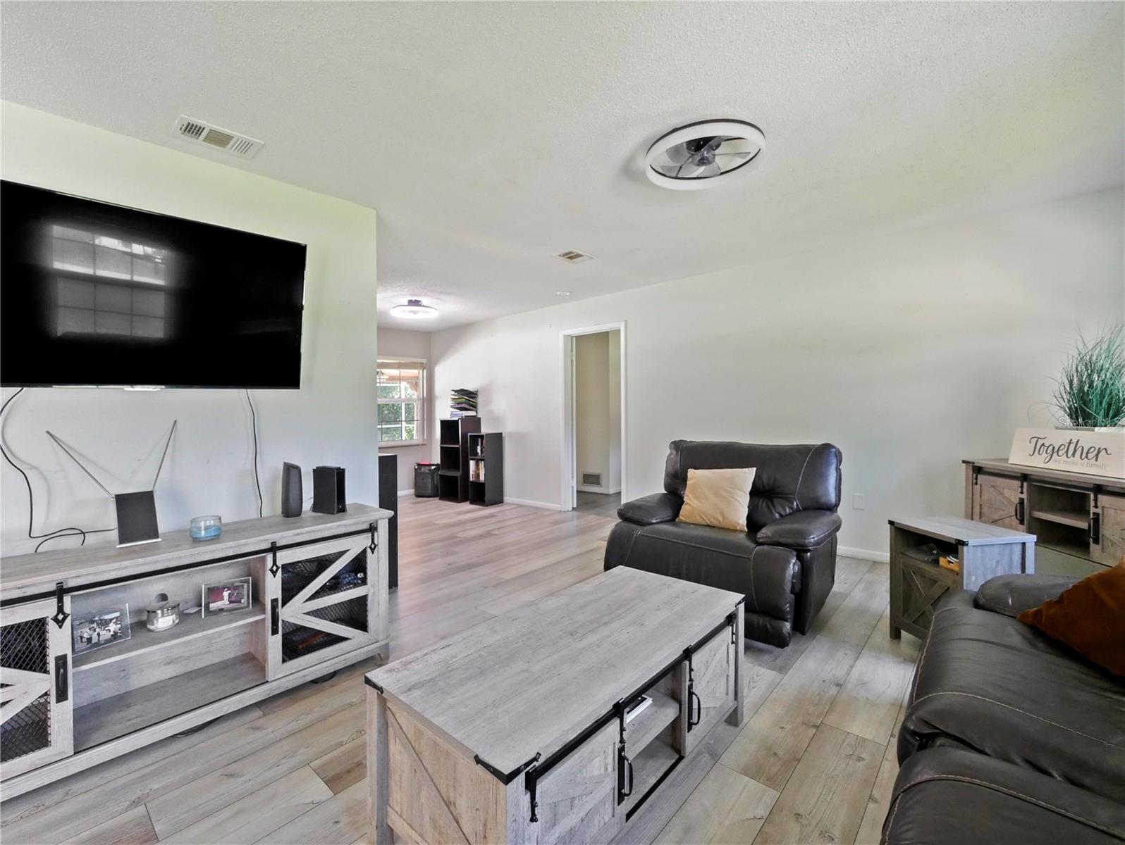 OAK MOUNT SUB - Residential