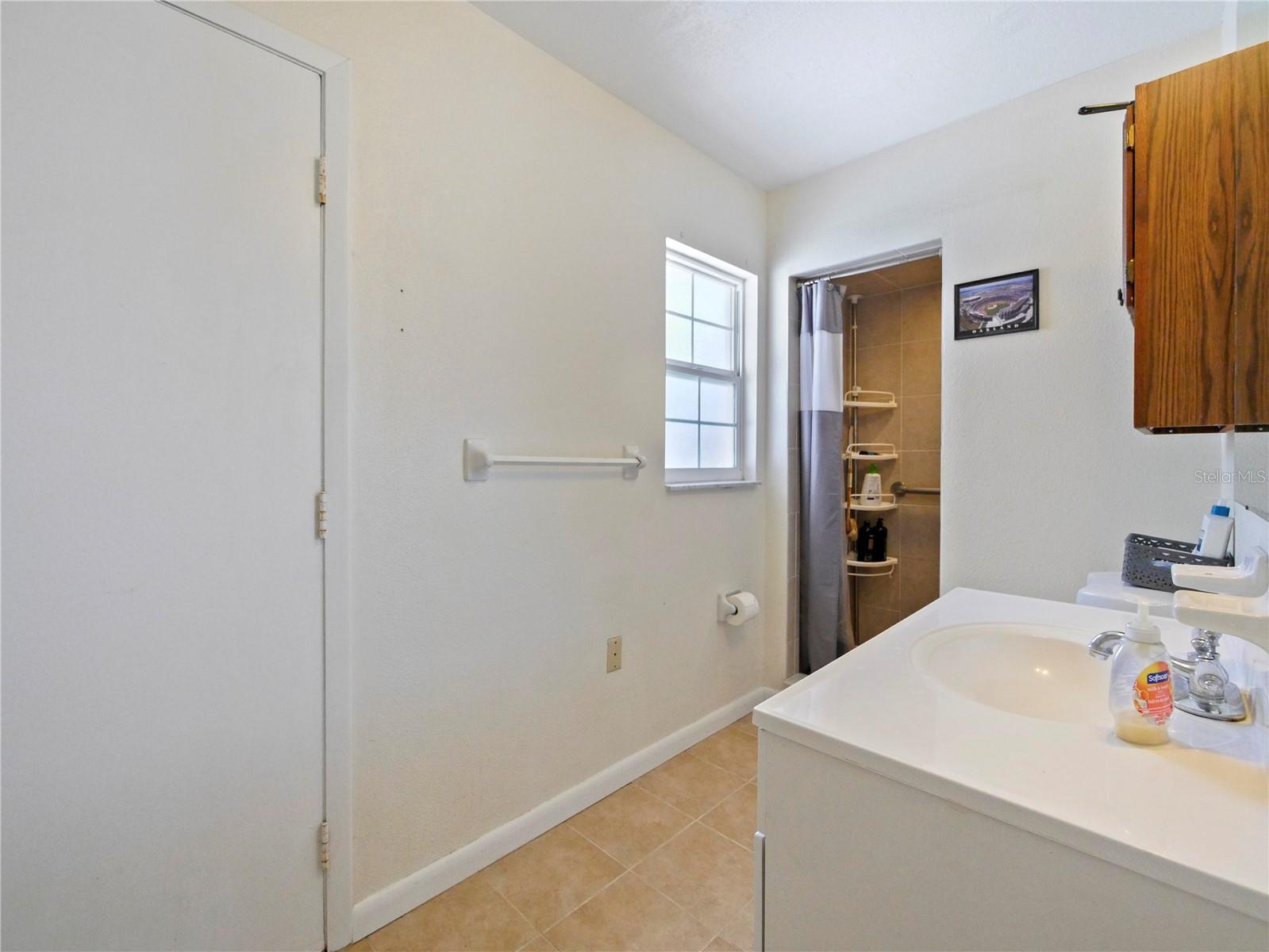 OAK MOUNT SUB - Residential