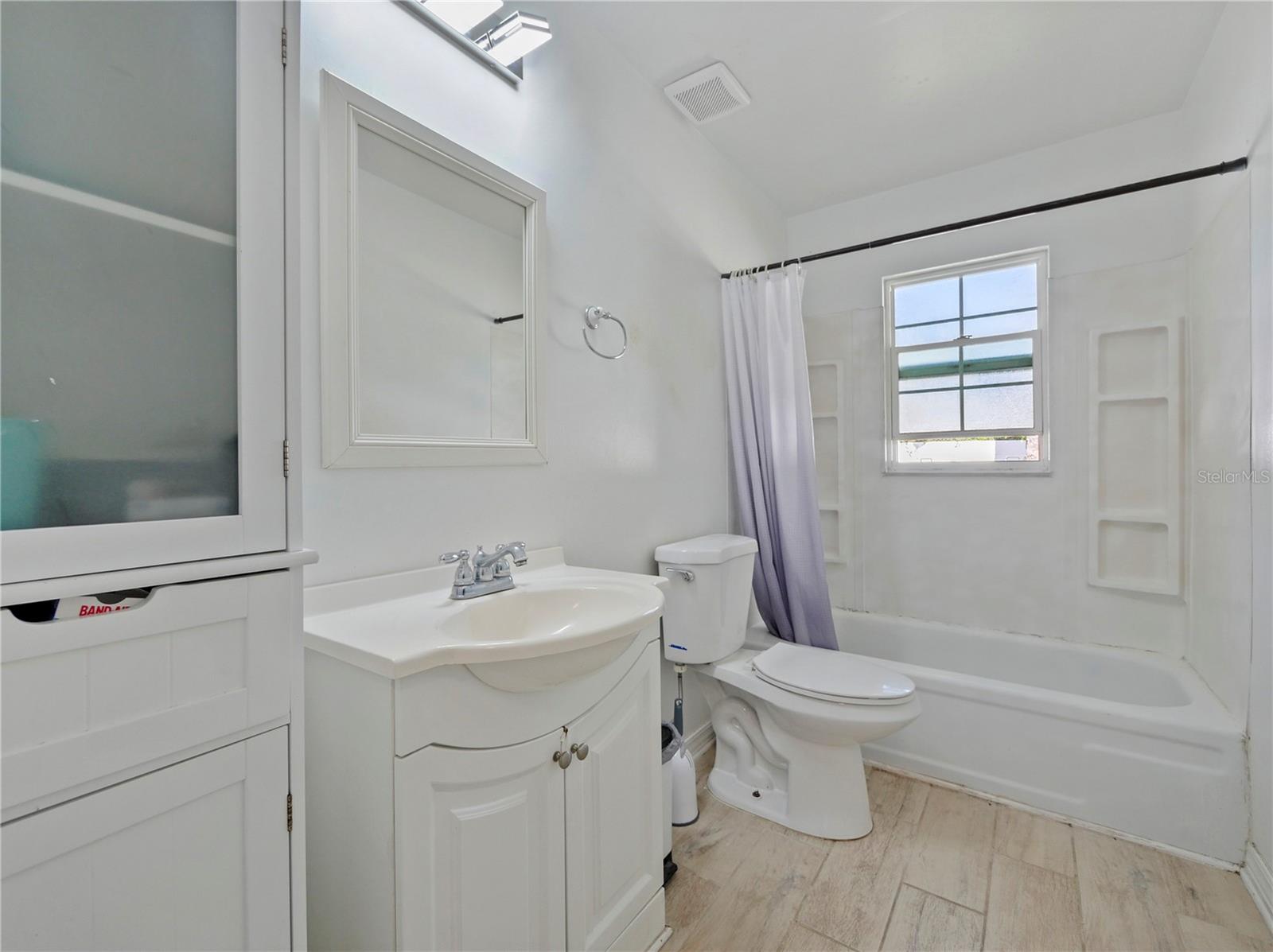 OAK MOUNT SUB - Residential