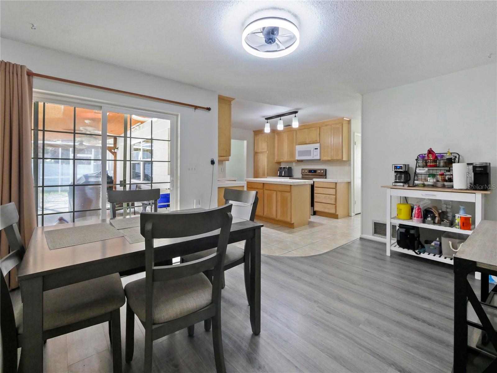 OAK MOUNT SUB - Residential