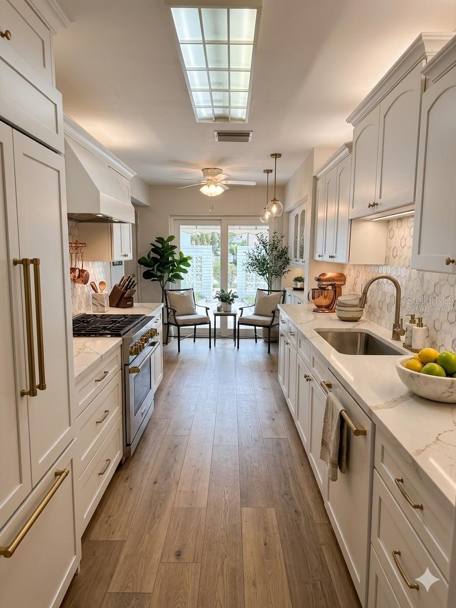 BOCA CIEGA POINT EAST - Residential