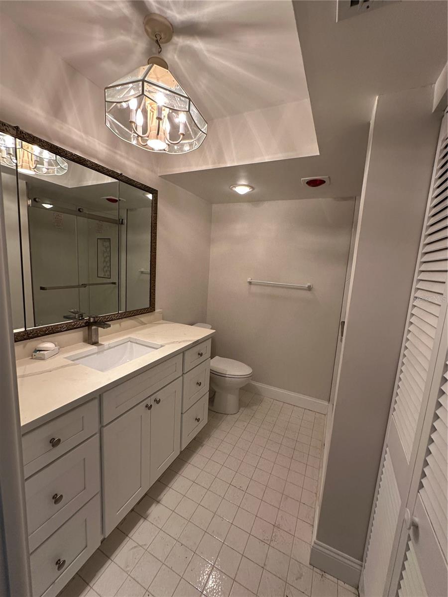 BOCA CIEGA POINT EAST - Residential