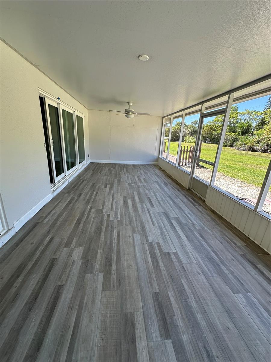 BOCA CIEGA POINT EAST - Residential