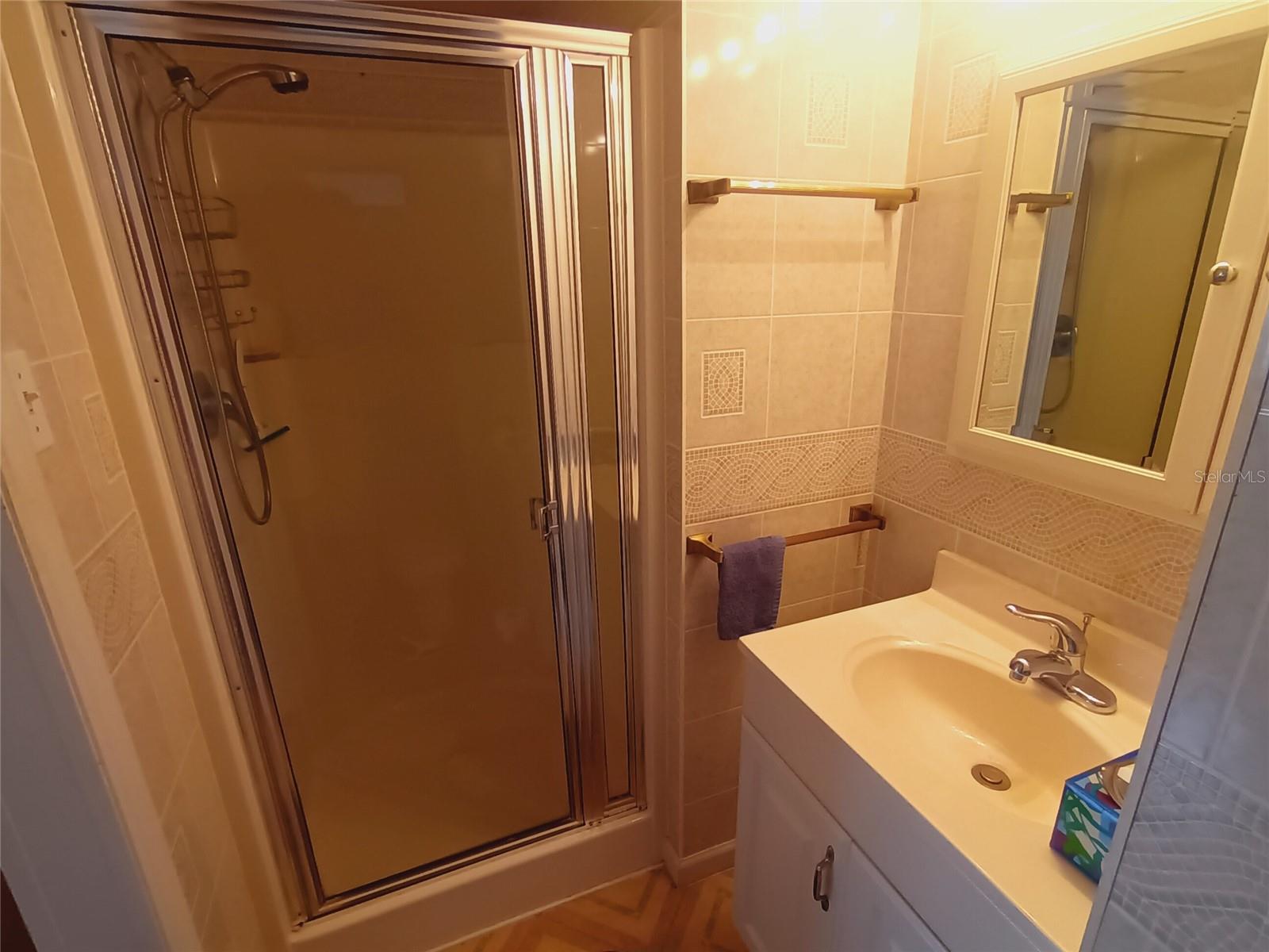 TRI-PAR ESTATES - Residential