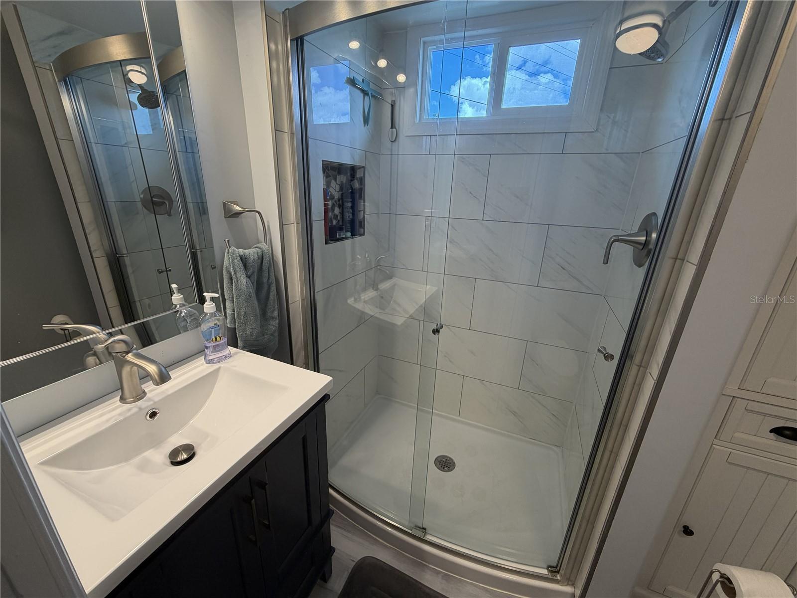 TRI-PAR ESTATES - Residential