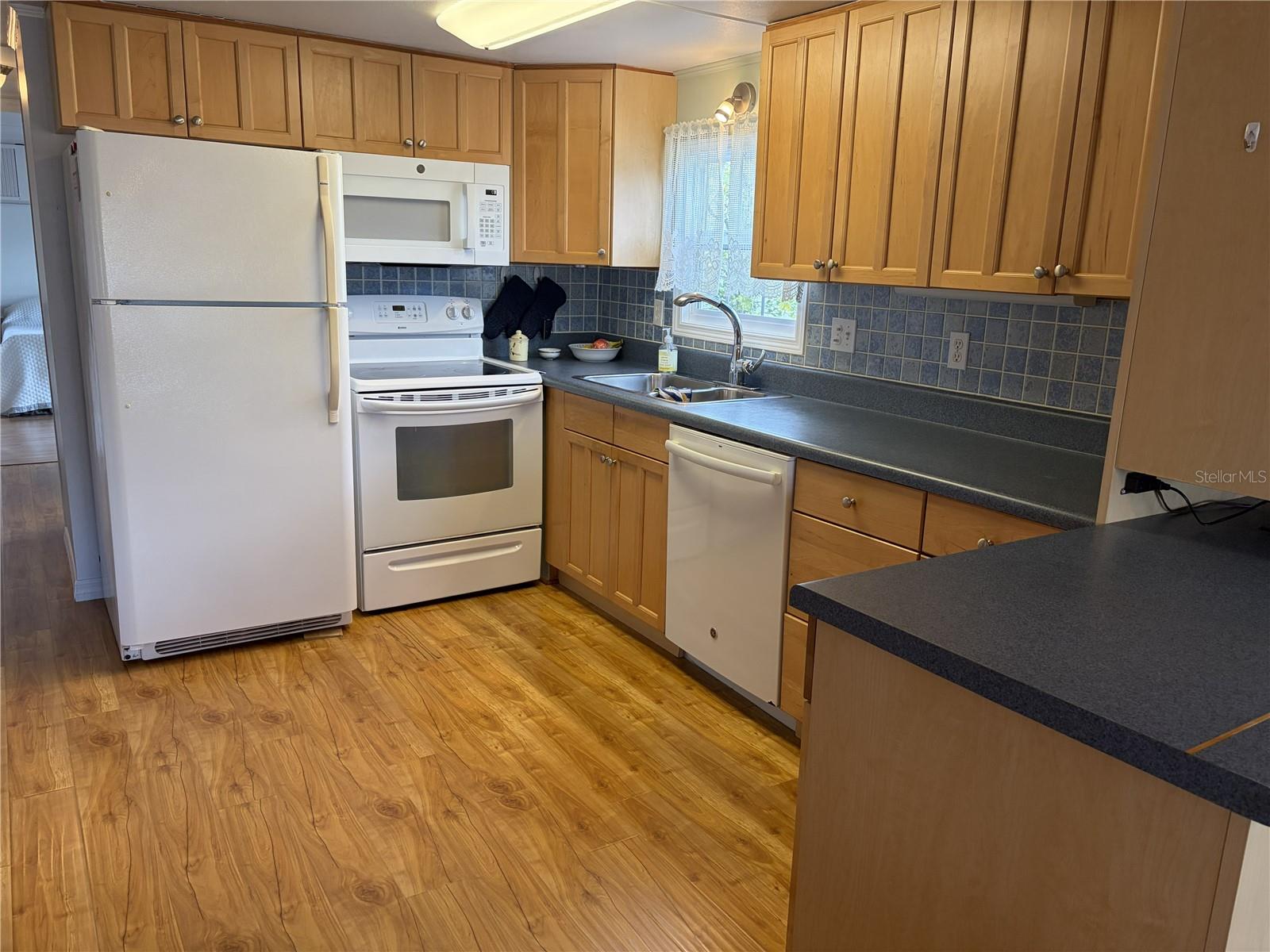 TRI-PAR ESTATES - Residential