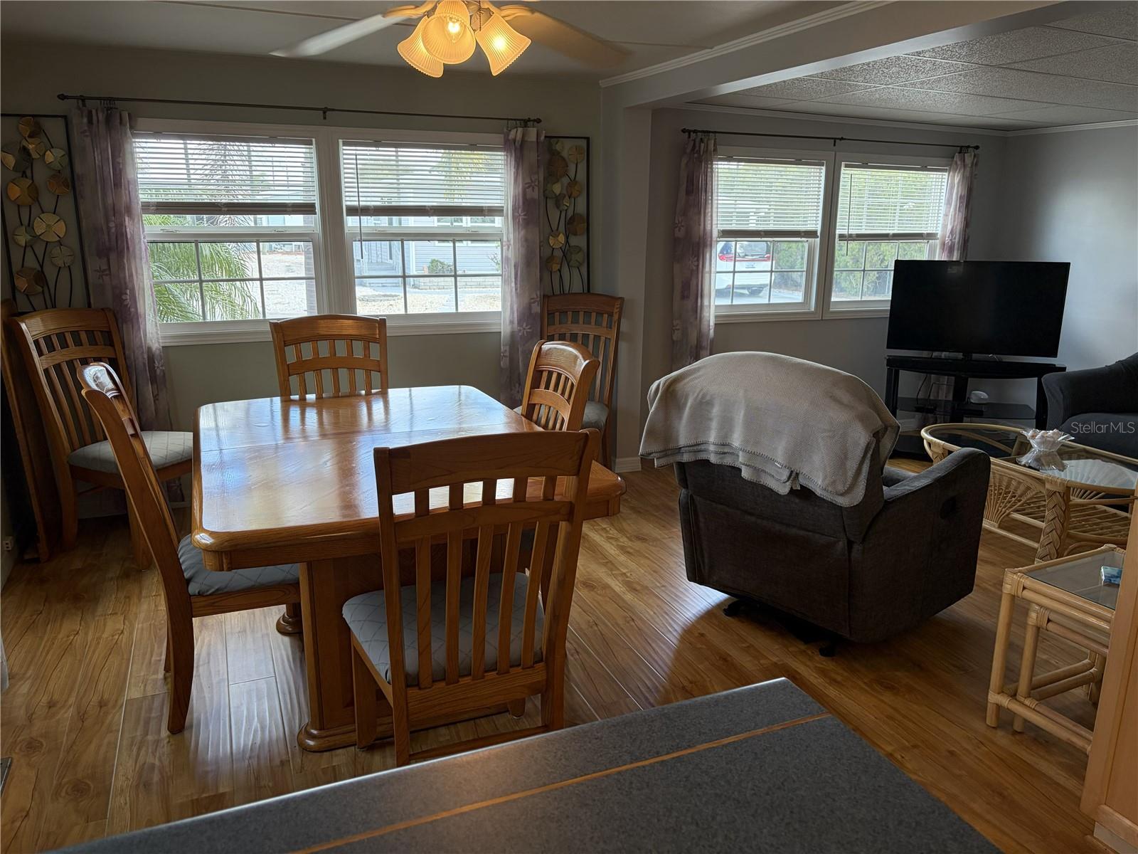 TRI-PAR ESTATES - Residential