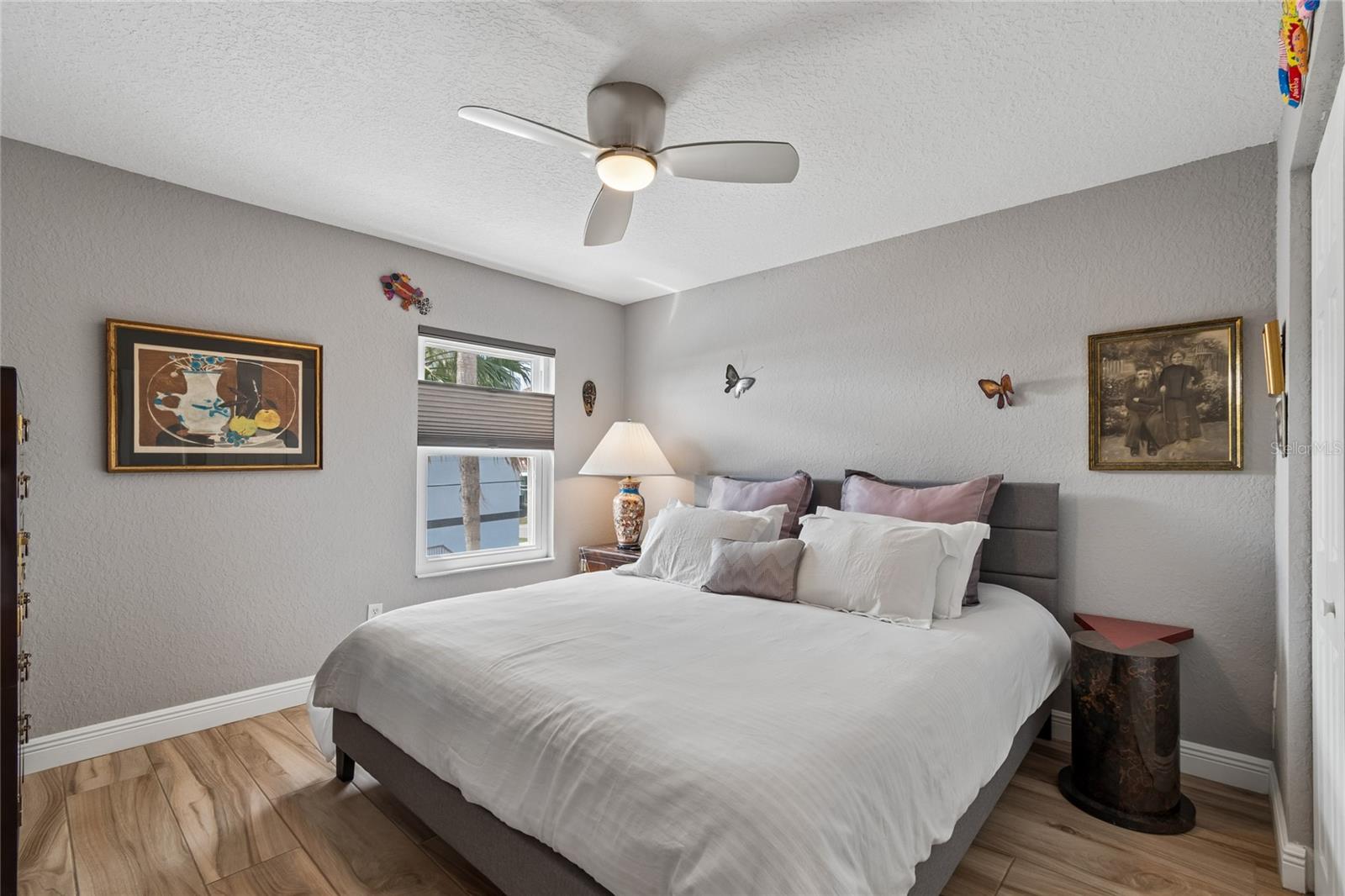 ISLAND TWNHMS TREASURE ISLAND - Residential