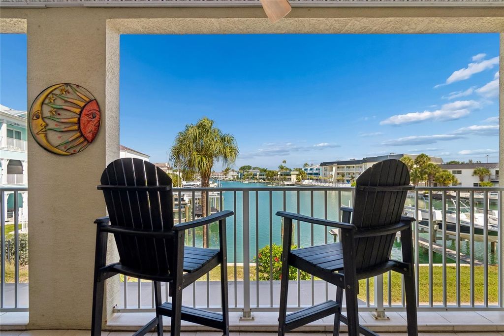 Photo of 152 117th Avenue, St Petersburg, FL 33706 (MLS # TB8499326)