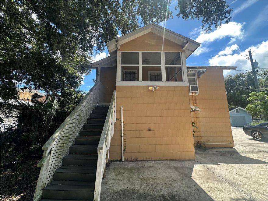 "Charming 1-Bedroom Duplex for Rent in Winter Haven – Your Cozy Haven Awaits!"

This 1-bedroom upstairs unit of a duplex is available for rent soon, located right off Lake Howard. This unit is freshly painted and offers an open floor plan to maximize the space. Lawncare is included in the rent to minimize cost for the perfect renter. This property is conveniently located near restaurants, schools, and shopping centers and offers a unique opportunity to rent your own piece of Winter Haven at an affordable rate!