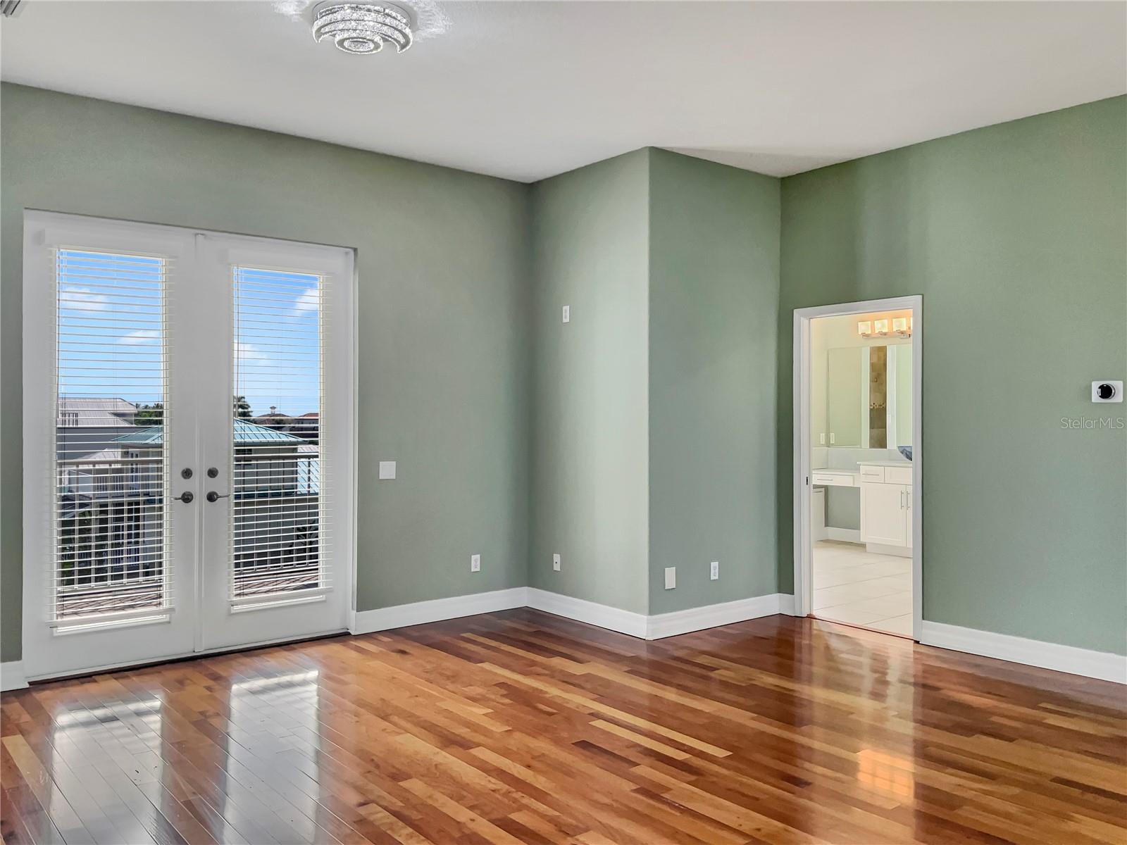 APOLLO KEY VILLAGE - Residential