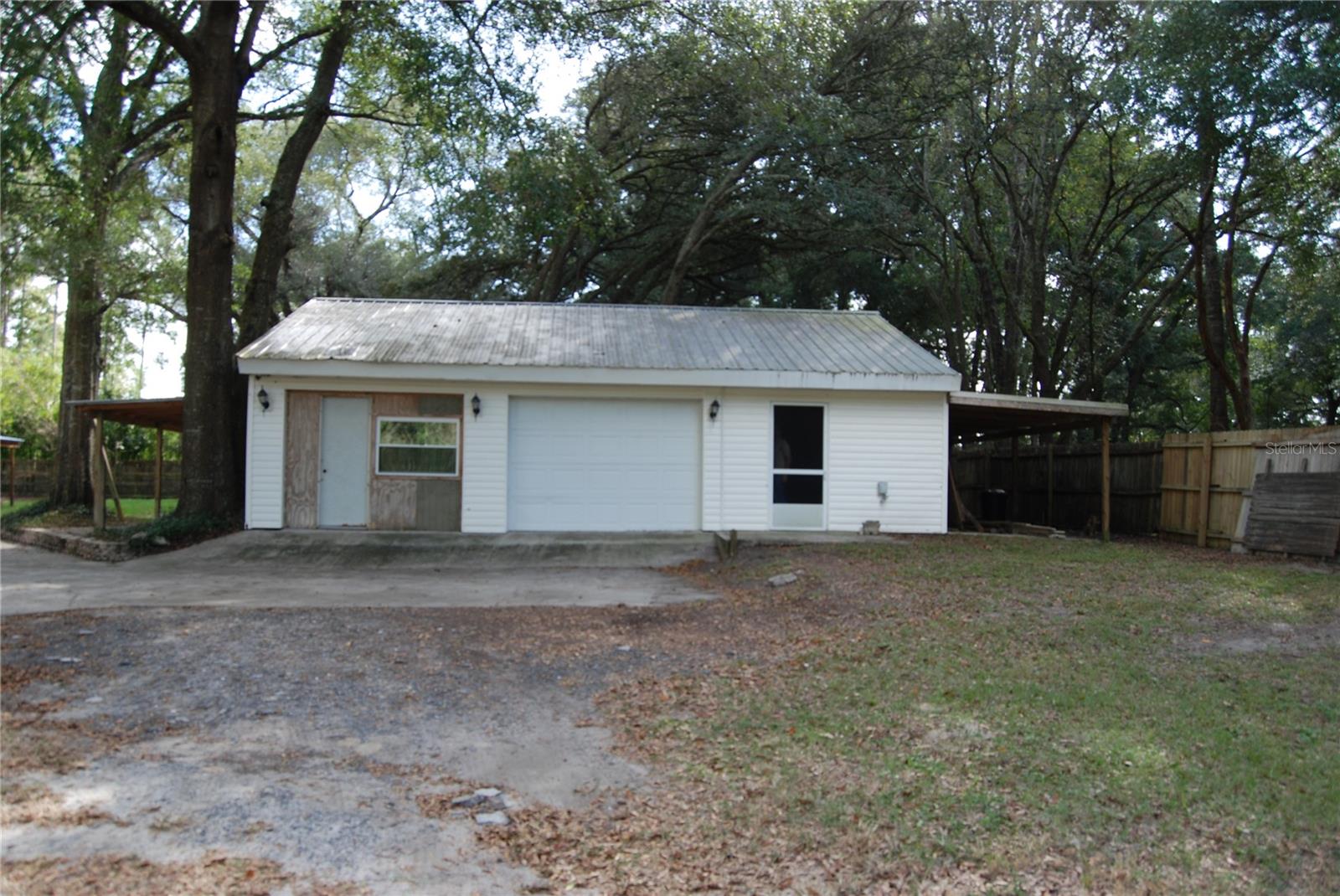 7590 SW 15TH PLACE