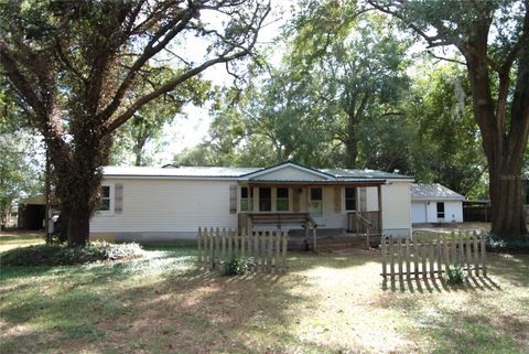 Photo of 7590 SW 15th Place, Ocala, FL 34474 (MLS # OM689750)