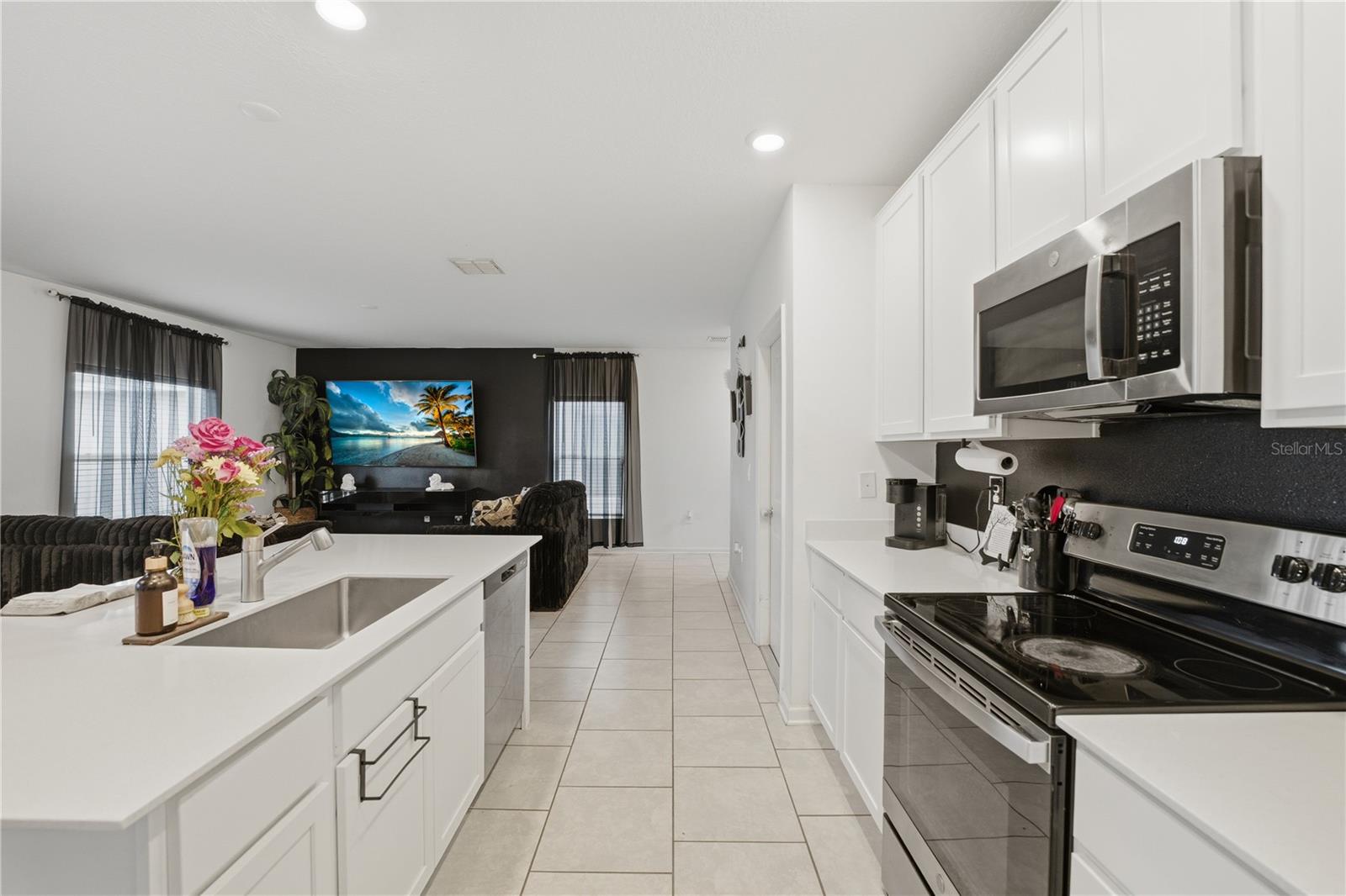 859 TIMBERLAND DRIVE