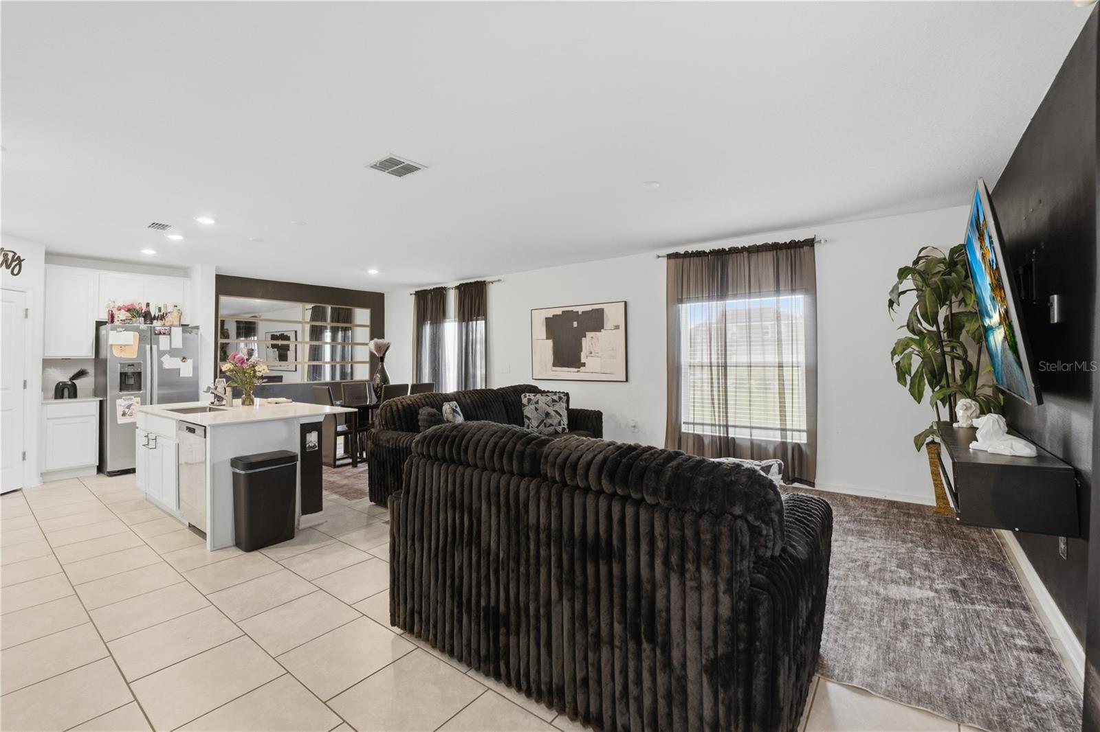 859 TIMBERLAND DRIVE