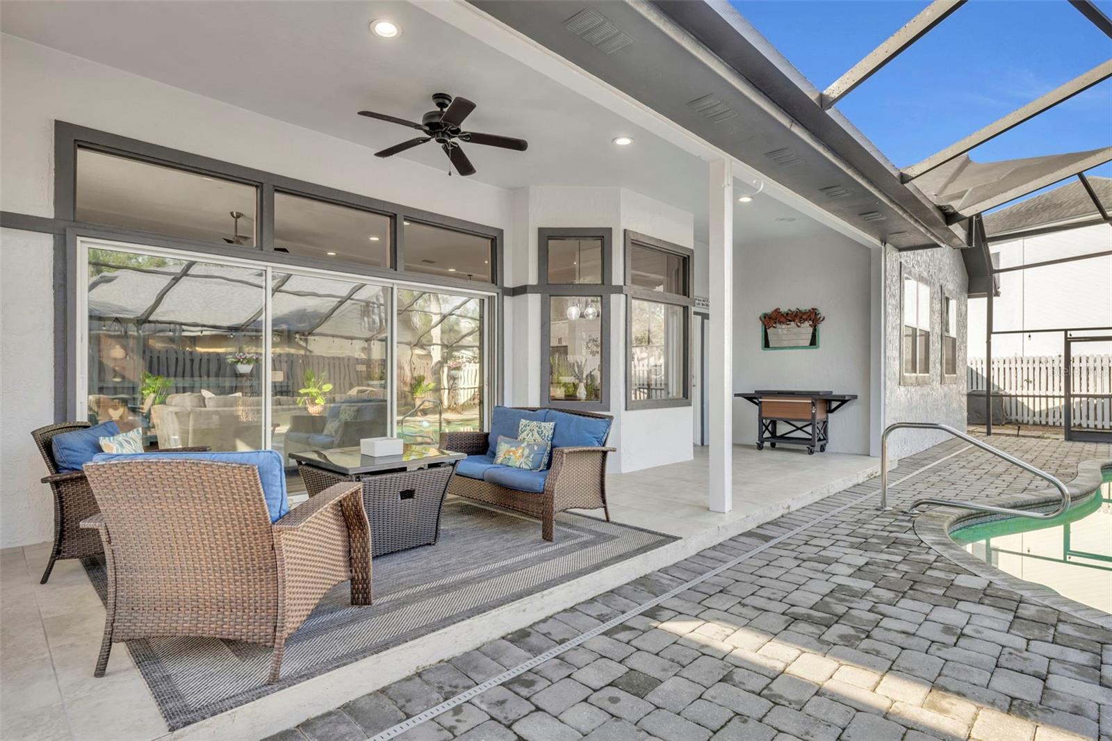 SABAL POINT SABAL VIEW AT - Residential