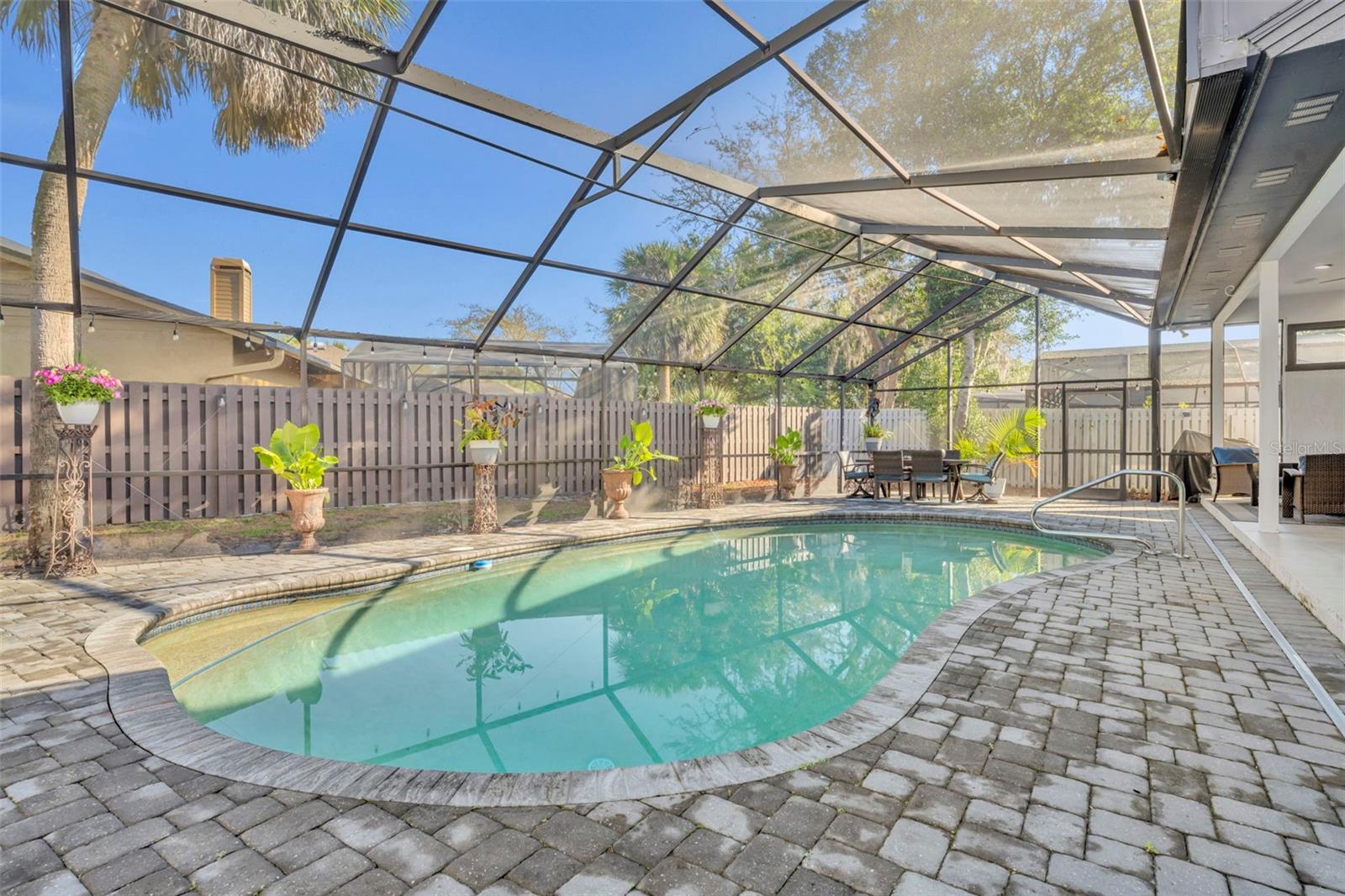 SABAL POINT SABAL VIEW AT - Residential