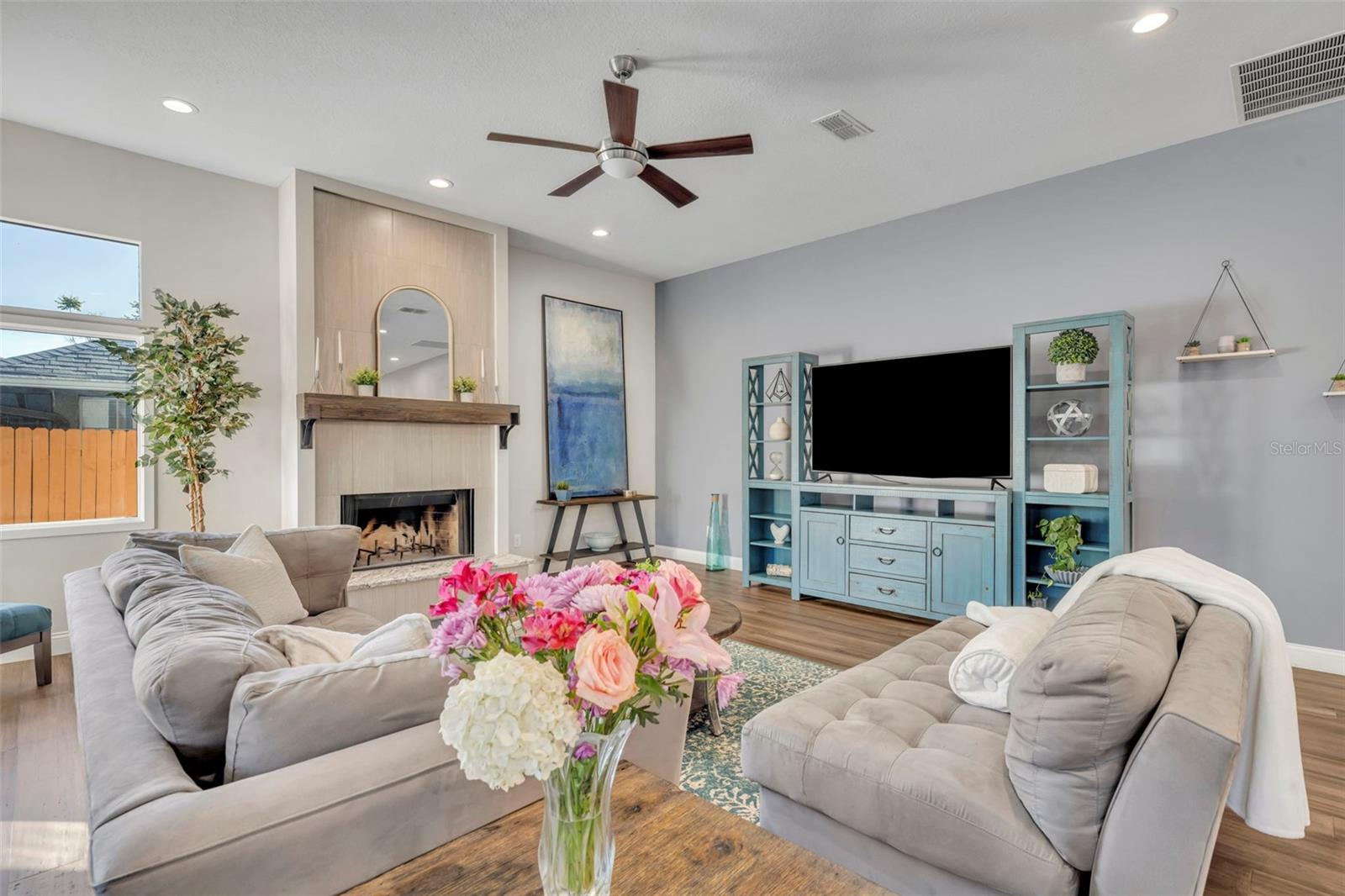 SABAL POINT SABAL VIEW AT - Residential