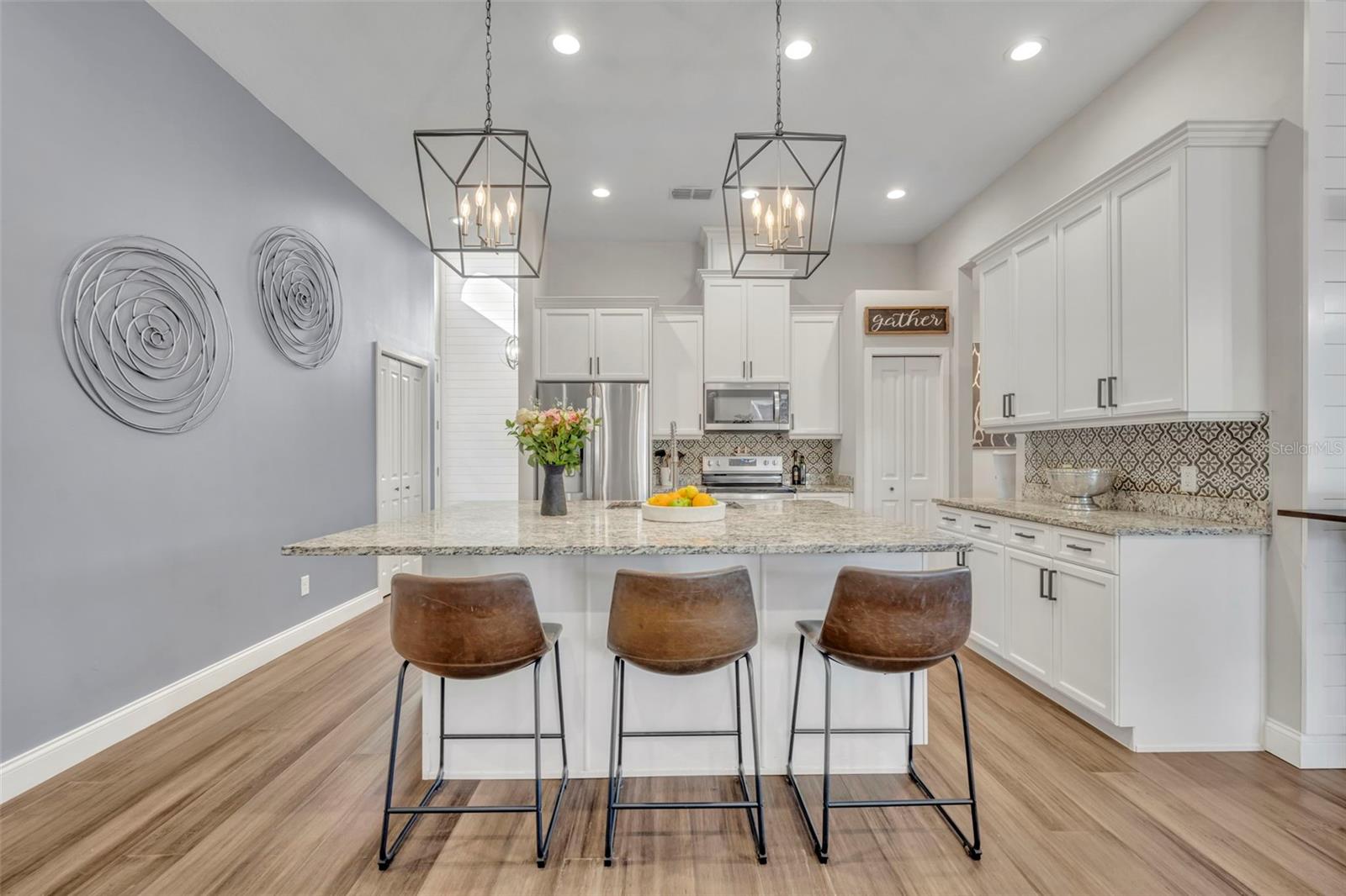 SABAL POINT SABAL VIEW AT - Residential