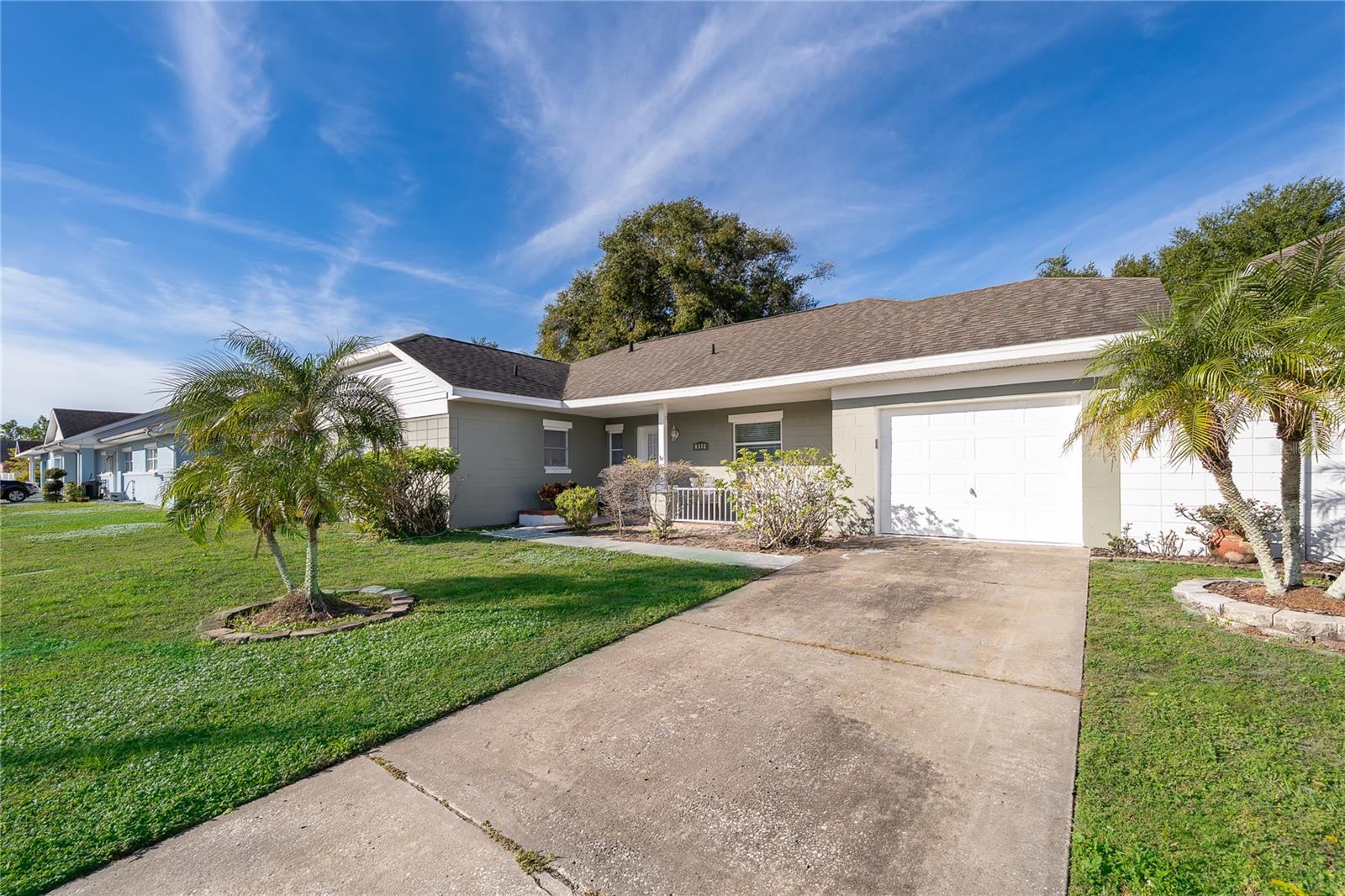 Casas a venda 2 - Jen Dantas 8312 MARA VISTA COURT