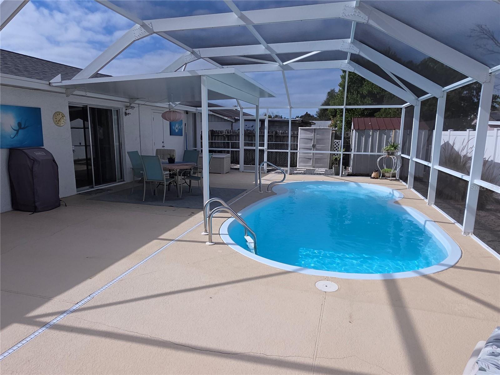 HILLANDALE - Residential