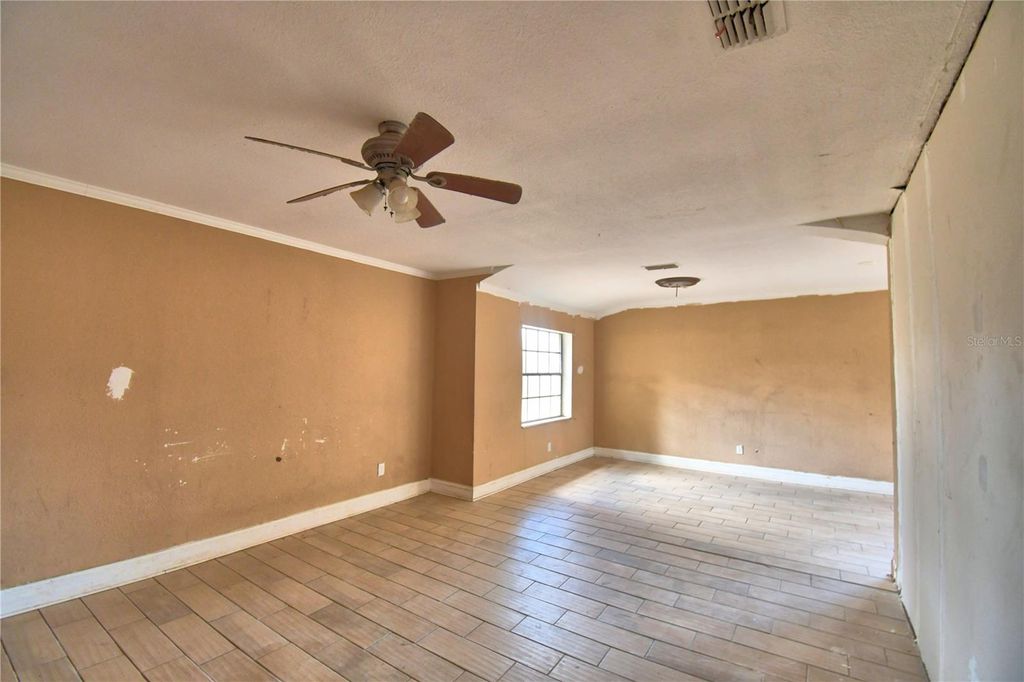 Photo of 3715 Old Dixie Highway, Auburndale, FL 33823 (MLS # L4959559)