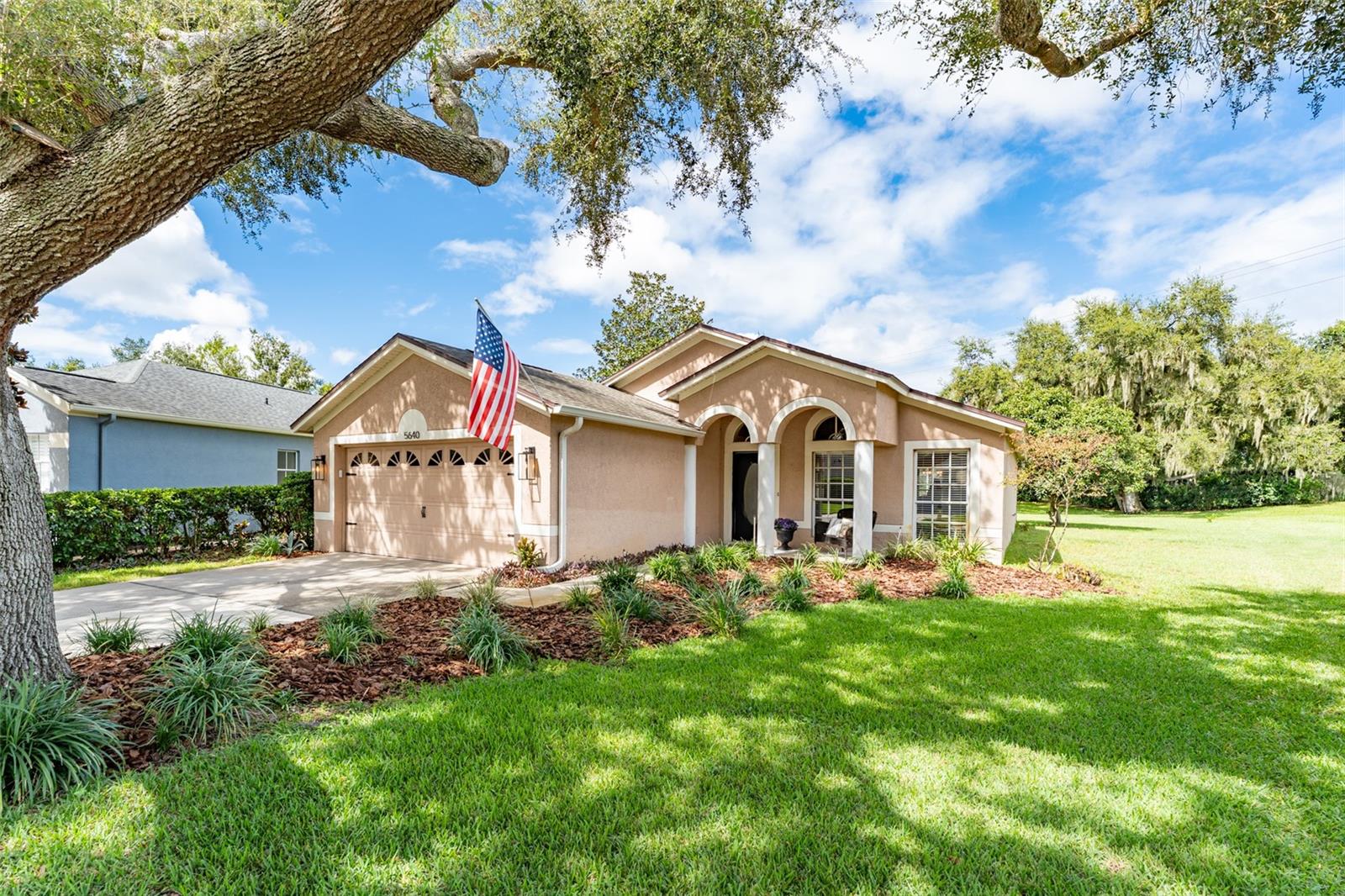 RIVER HILLS COUNTRY CLUB PARCE - Residential