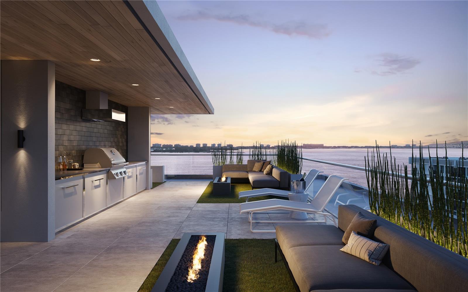 688 GOLDEN GATE POINT 202, SARASOTA, FL, 34236 2 688 GOLDEN GATE POINT 202
